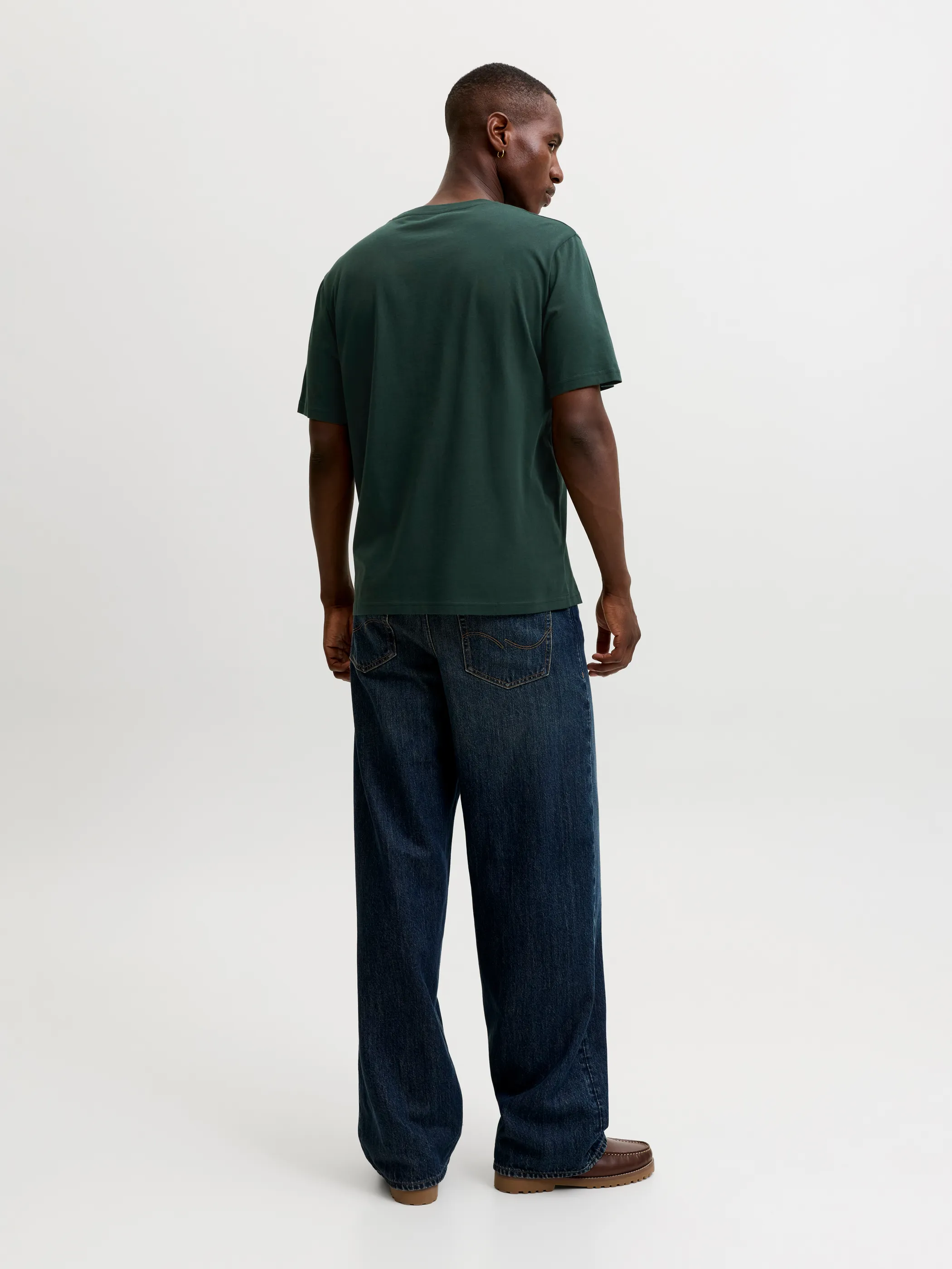 Jack Jones 12234746 JJESTAR JJ TEE SS NOO Schwarz 886675 177578 2