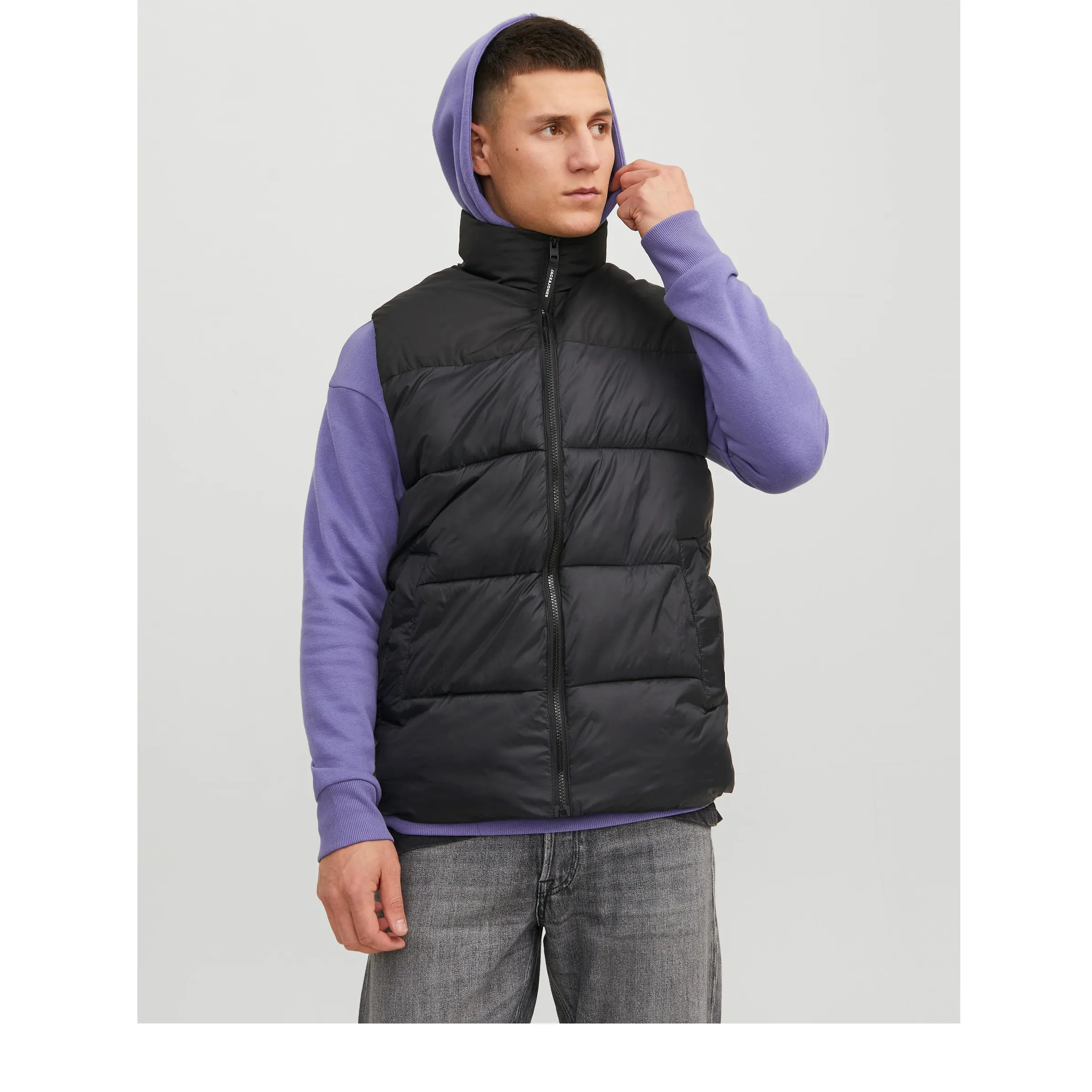 Jack Jones 12235861 JJETOBY BODYWARMER CO Schwarz 878873 178012 2 Jack Jones 12235861 JJETOBY BODYWARMER CO Schwarz 878873 178012 2