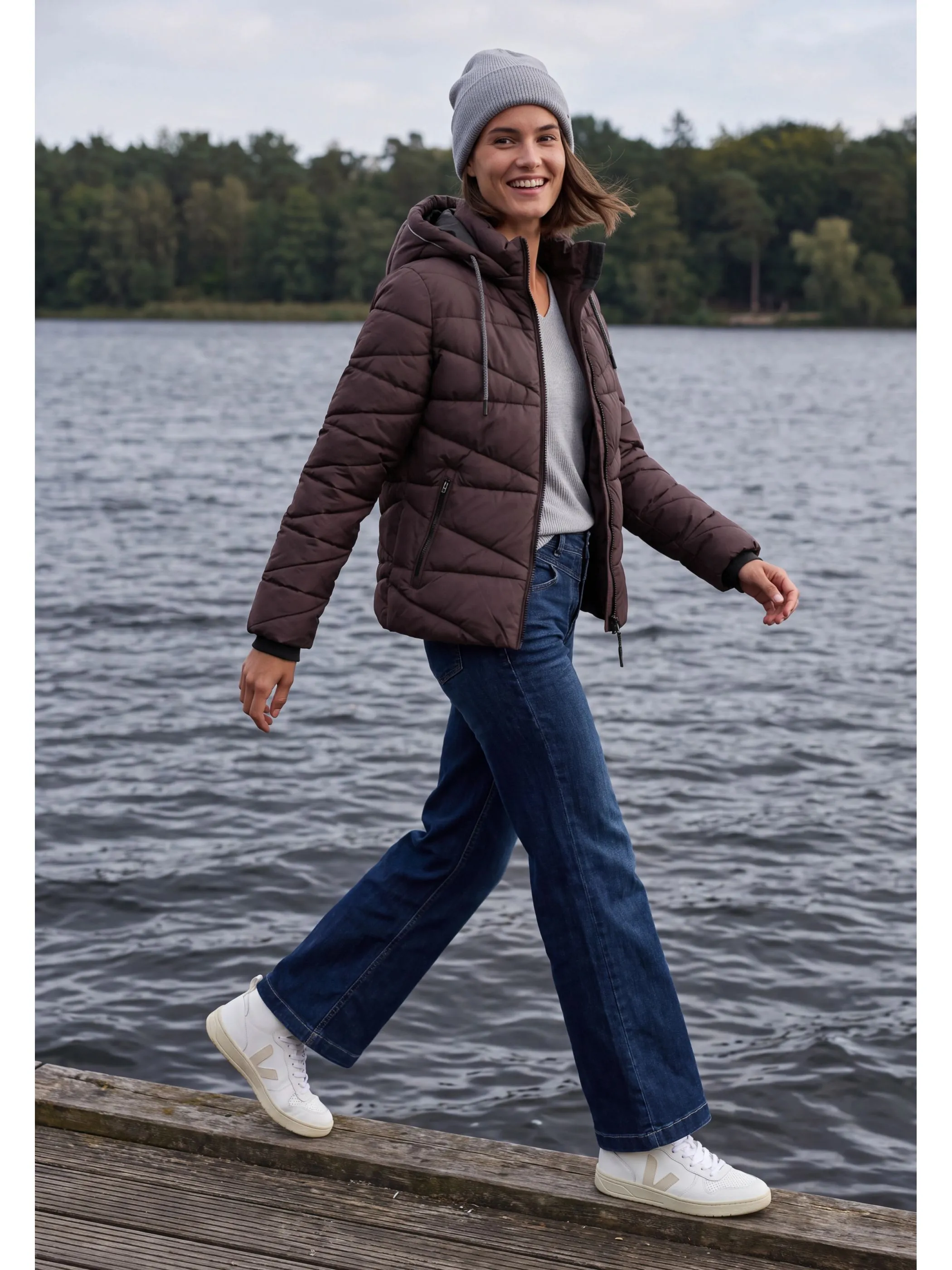 Cecil B202276 TOS Sportive Padded Jacket Rot 930135 17749 4