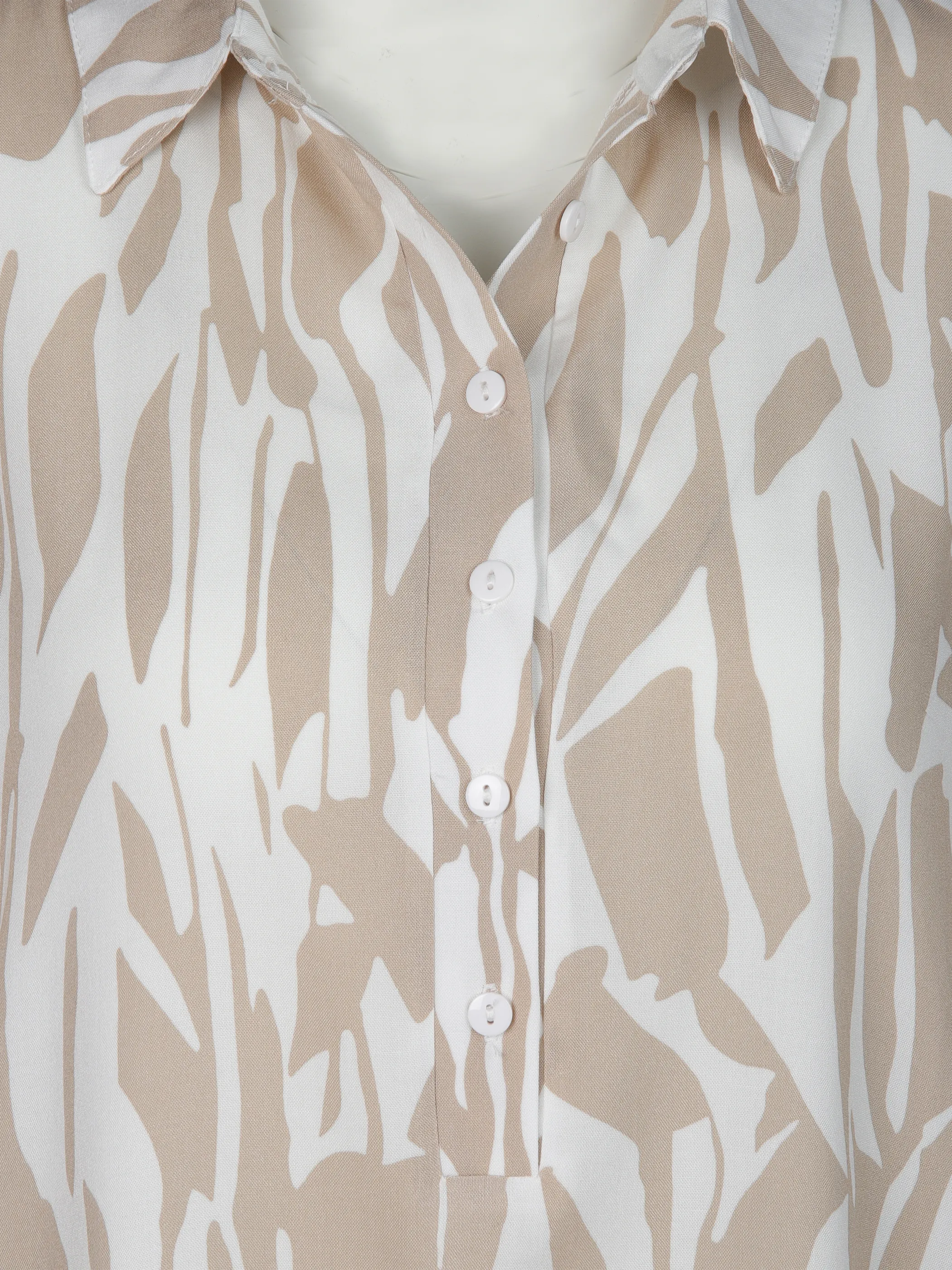 Lisa Tossa Da-Kleid m. Alloverprint Beige 909153 BE/WE 3 Lisa Tossa Da-Kleid m. Alloverprint Beige 909153 BE/WE 3