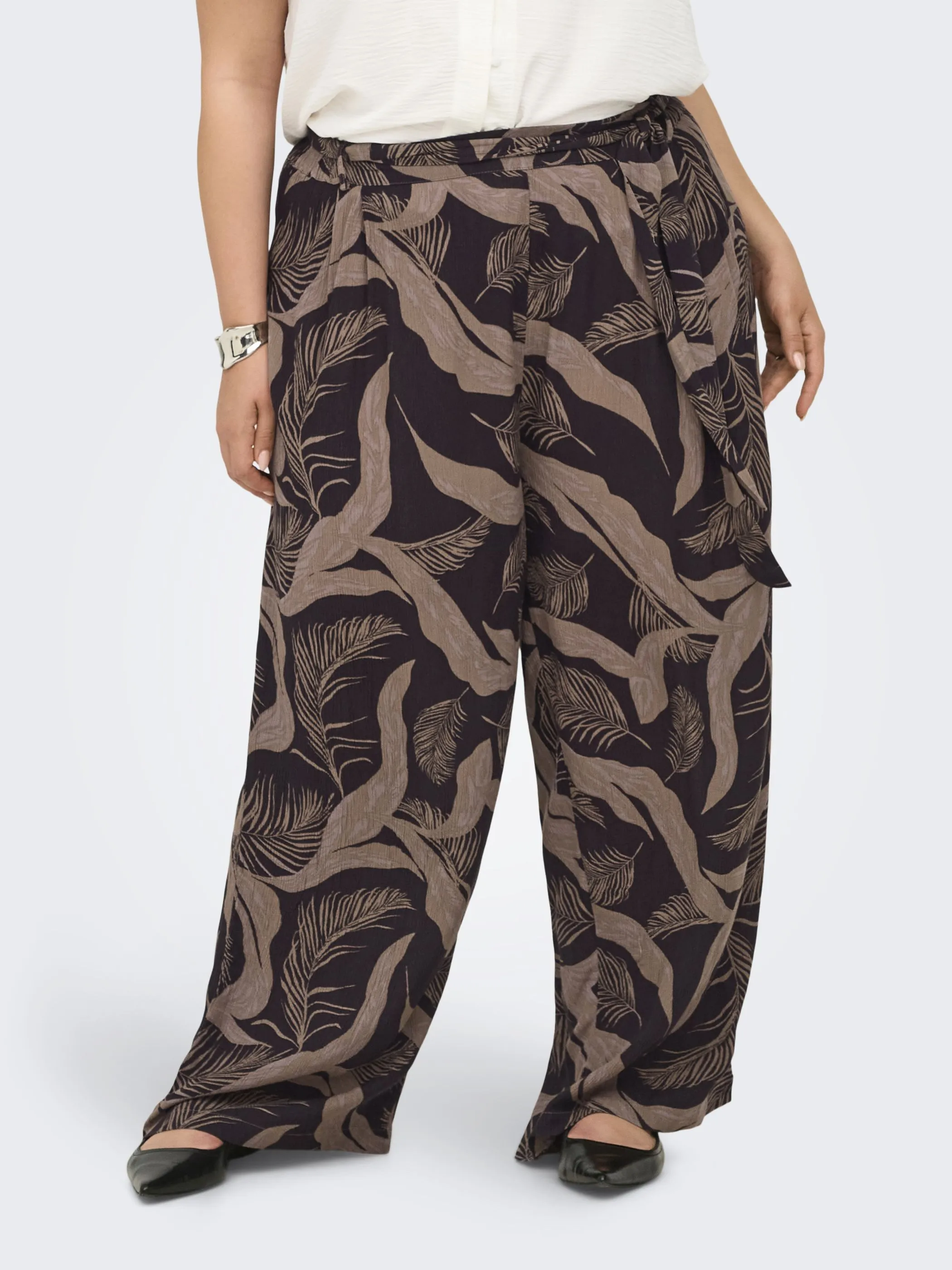 Only Carmakoma 15372073 CARVILMA CULOTTE PANT Weiß 926835 273815002 1