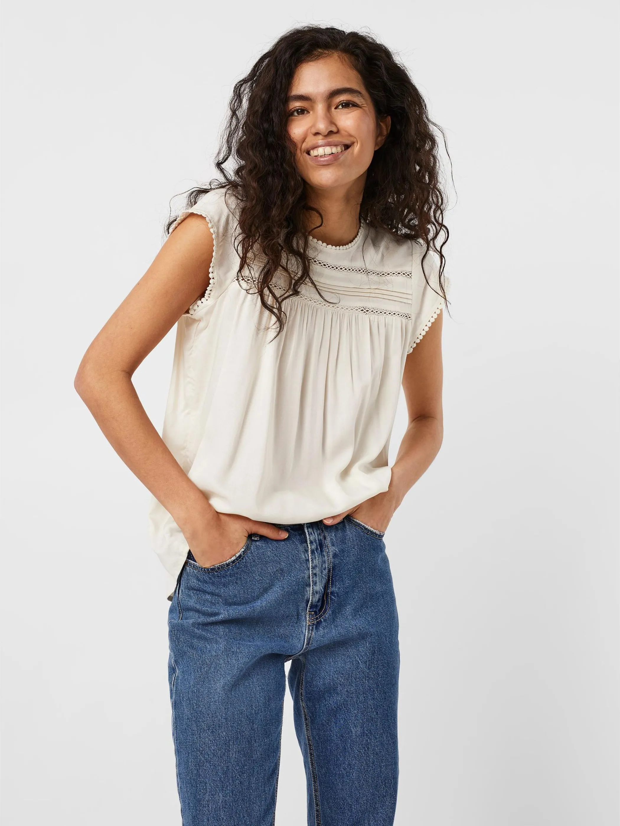 Vero Moda 10247943 VMDEBBIE PLEAT S/L TO Weiß 852562 175598 4 Vero Moda 10247943 VMDEBBIE PLEAT S/L TO Weiß 852562 175598 4