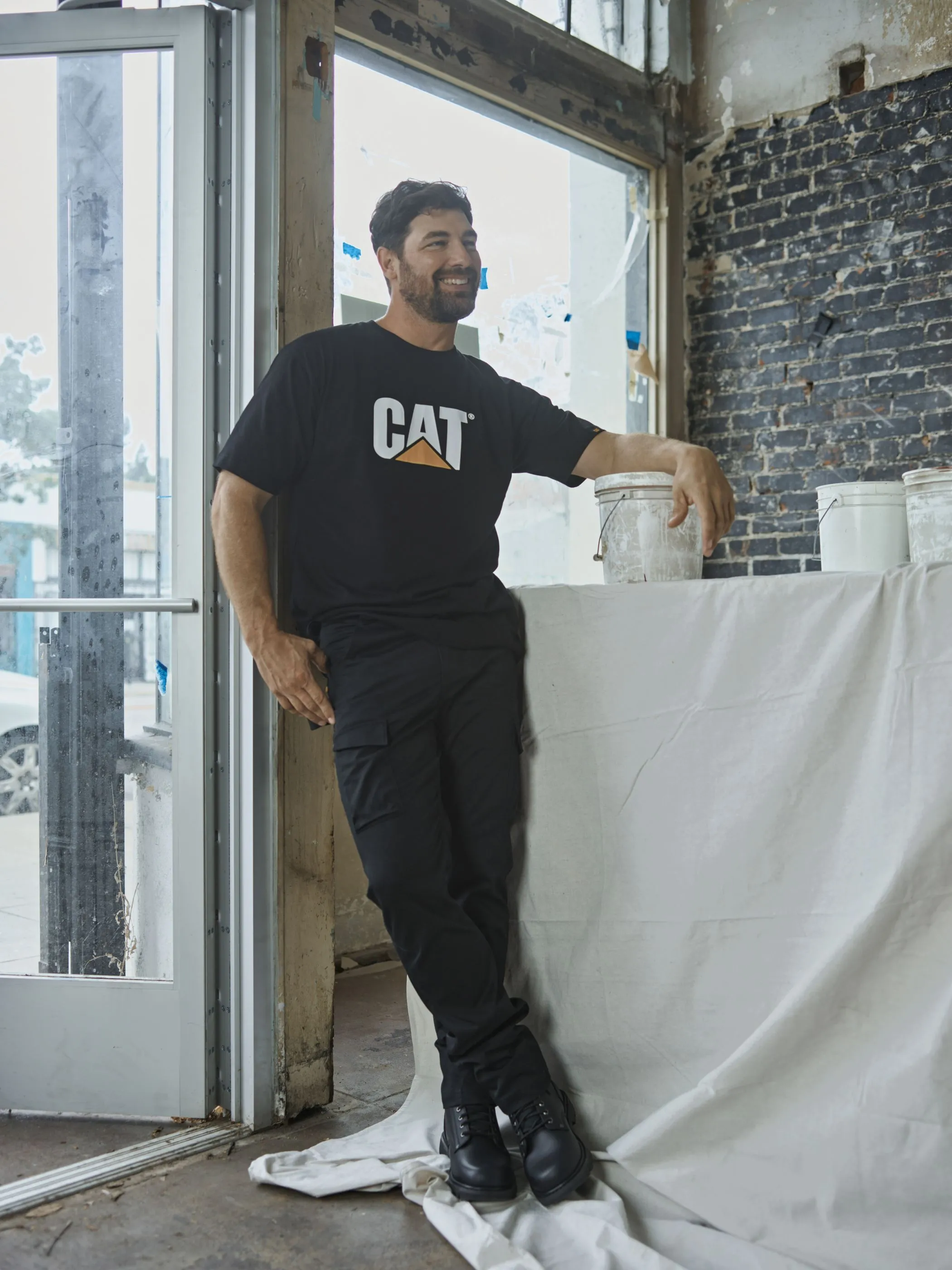 CAT TM LOGO TEE Schwarz 928110 016 1