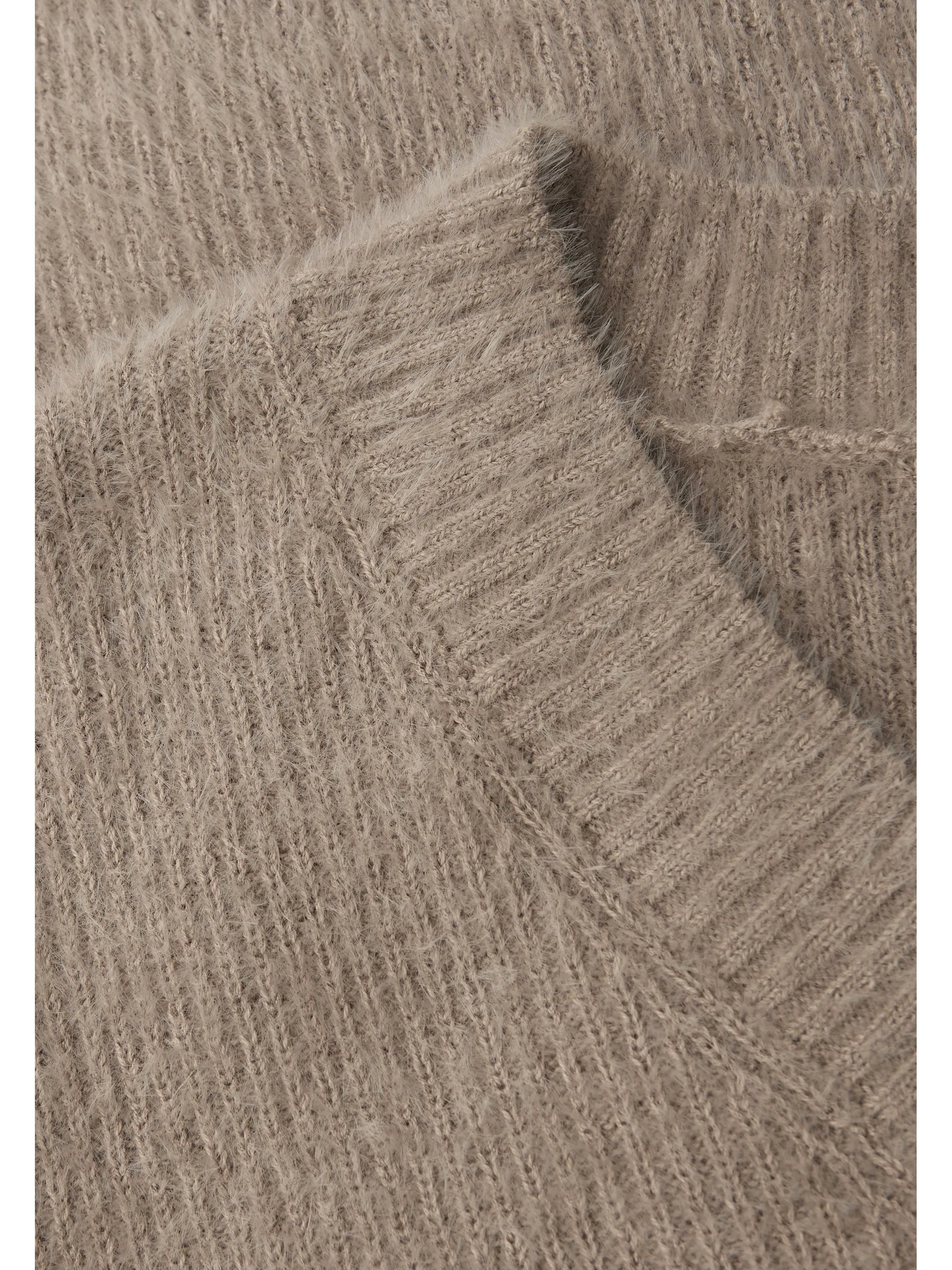 Street One A303433 LTD QR_fluffy v-neck sweater Braun 926179 16072 3