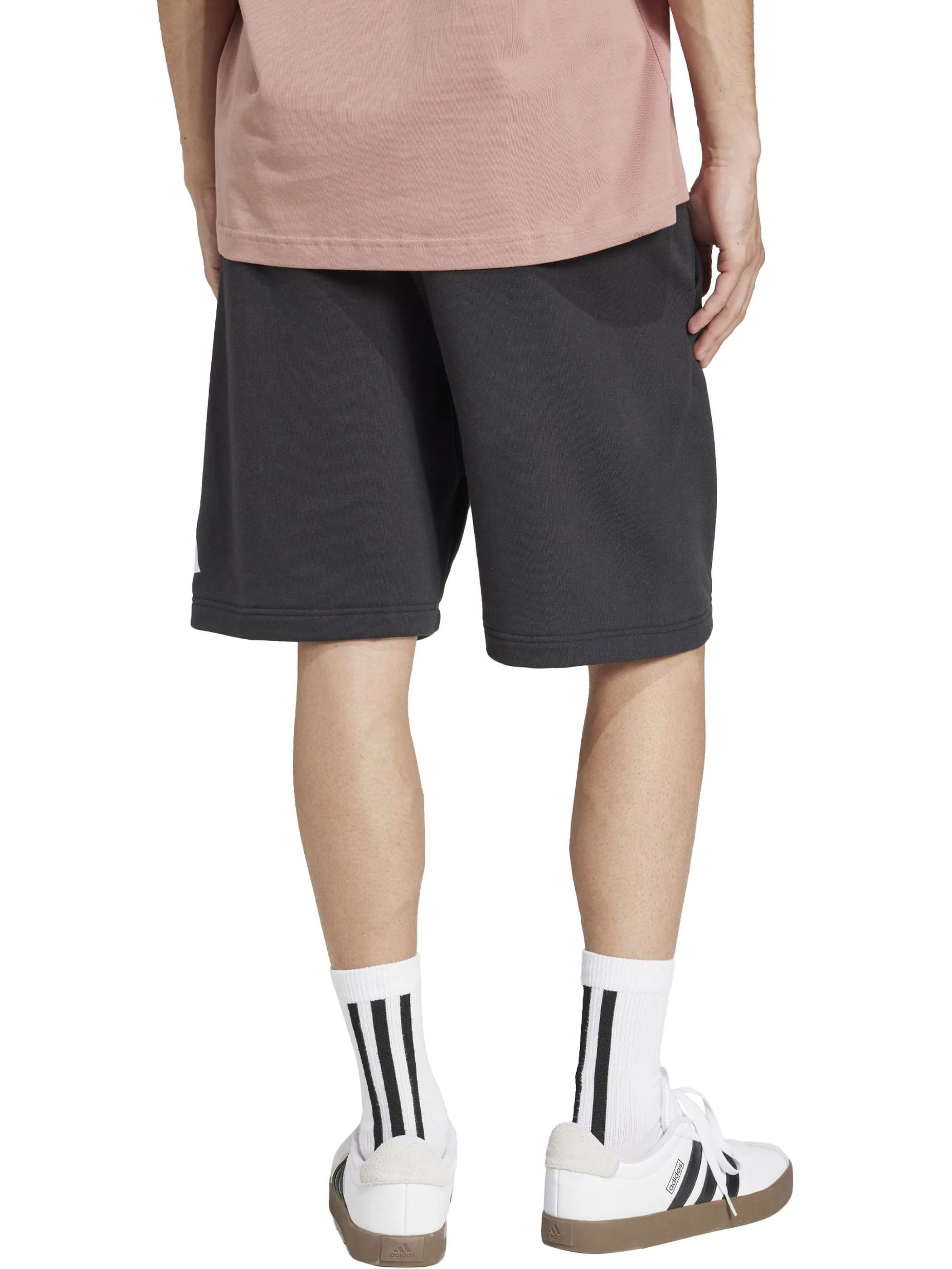 Adidas JE8956He-Shorts BOSS Logo klein schwarz Schwarz 904918 000 2