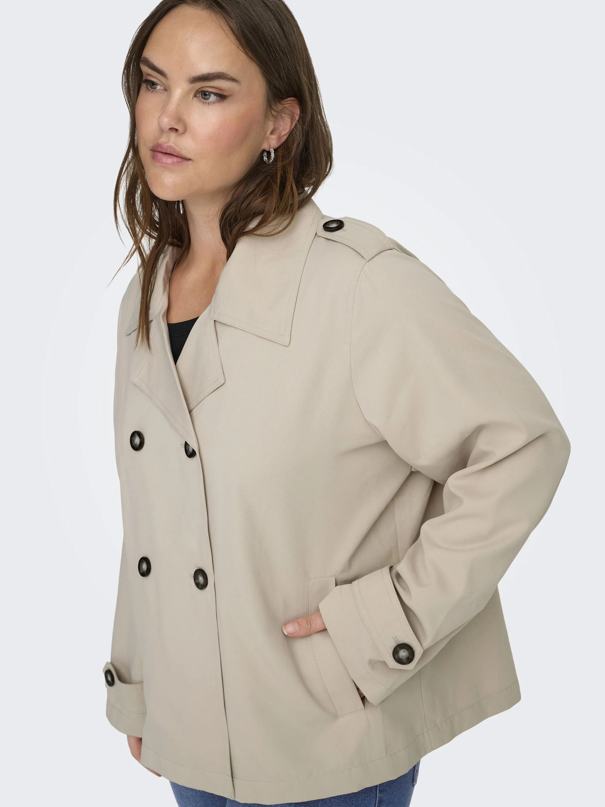 Only Carmakoma 15371832 CARHANNAH SHORT LIFE Grau 920910 183019 4