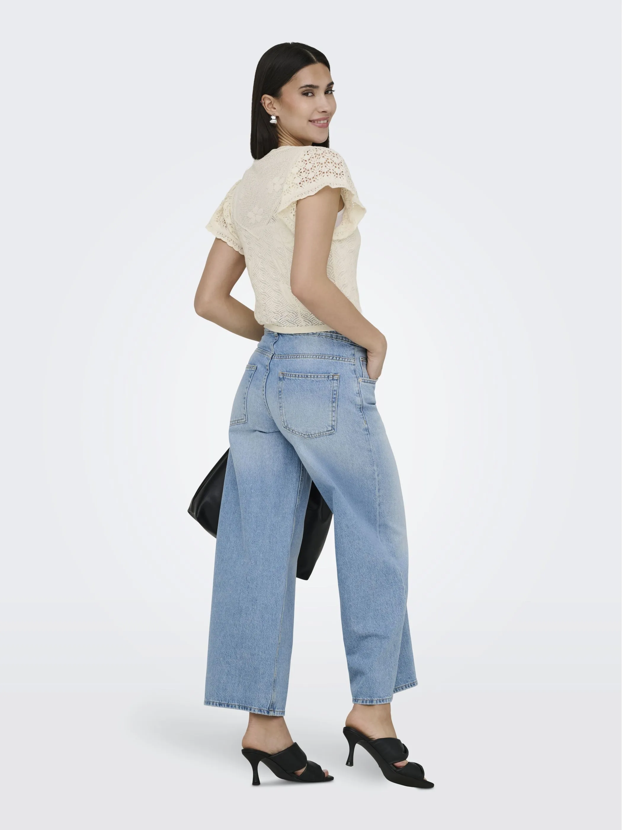 Only 15340904 ONLESTRALLA S/S SHORT Weiß 922342 234755 2