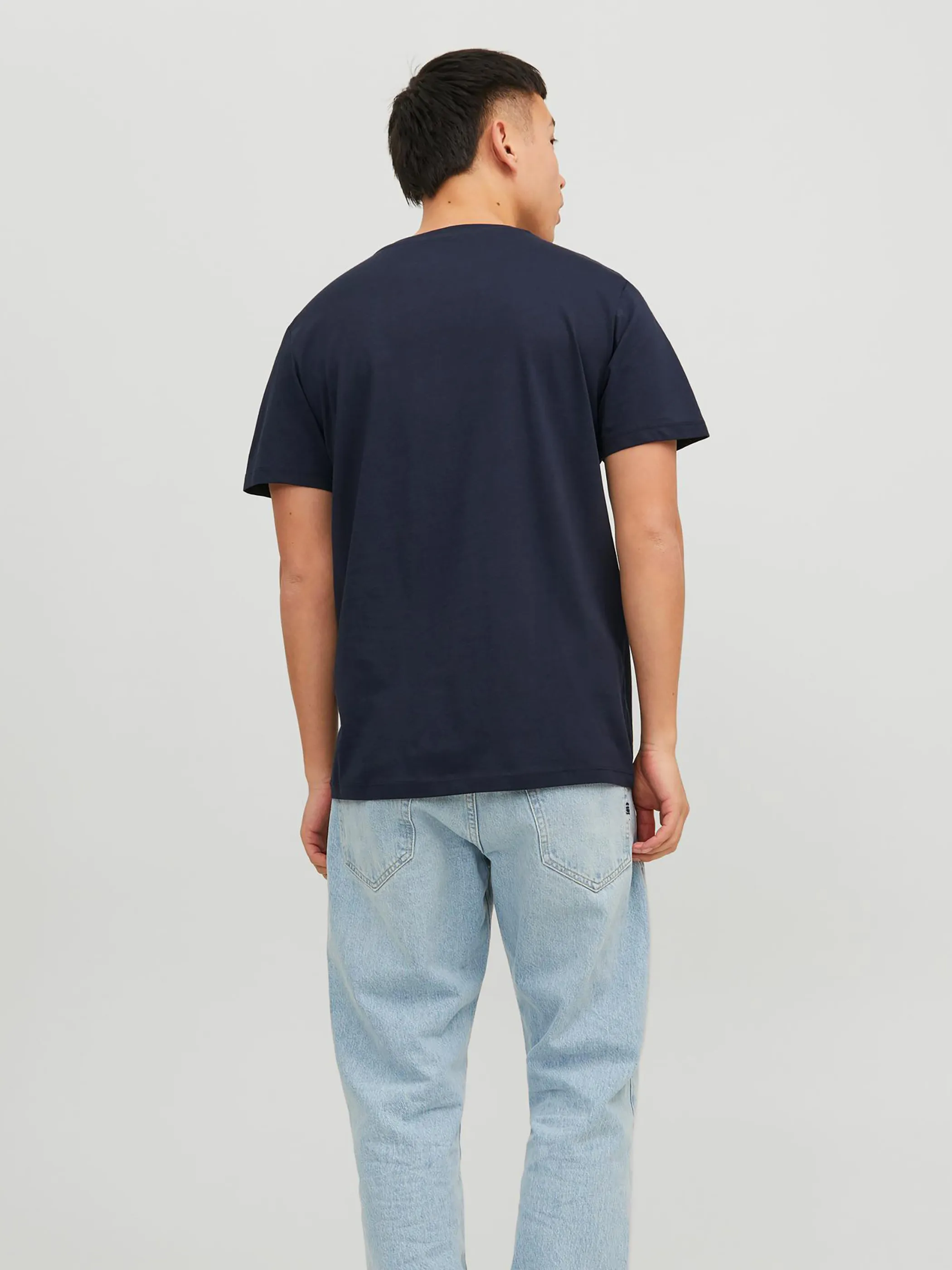 Jack Jones 12221183 JJCOLINN TEE SS CREW Blau 875260 175876 2 Jack Jones 12221183 JJCOLINN TEE SS CREW Blau 875260 175876 2