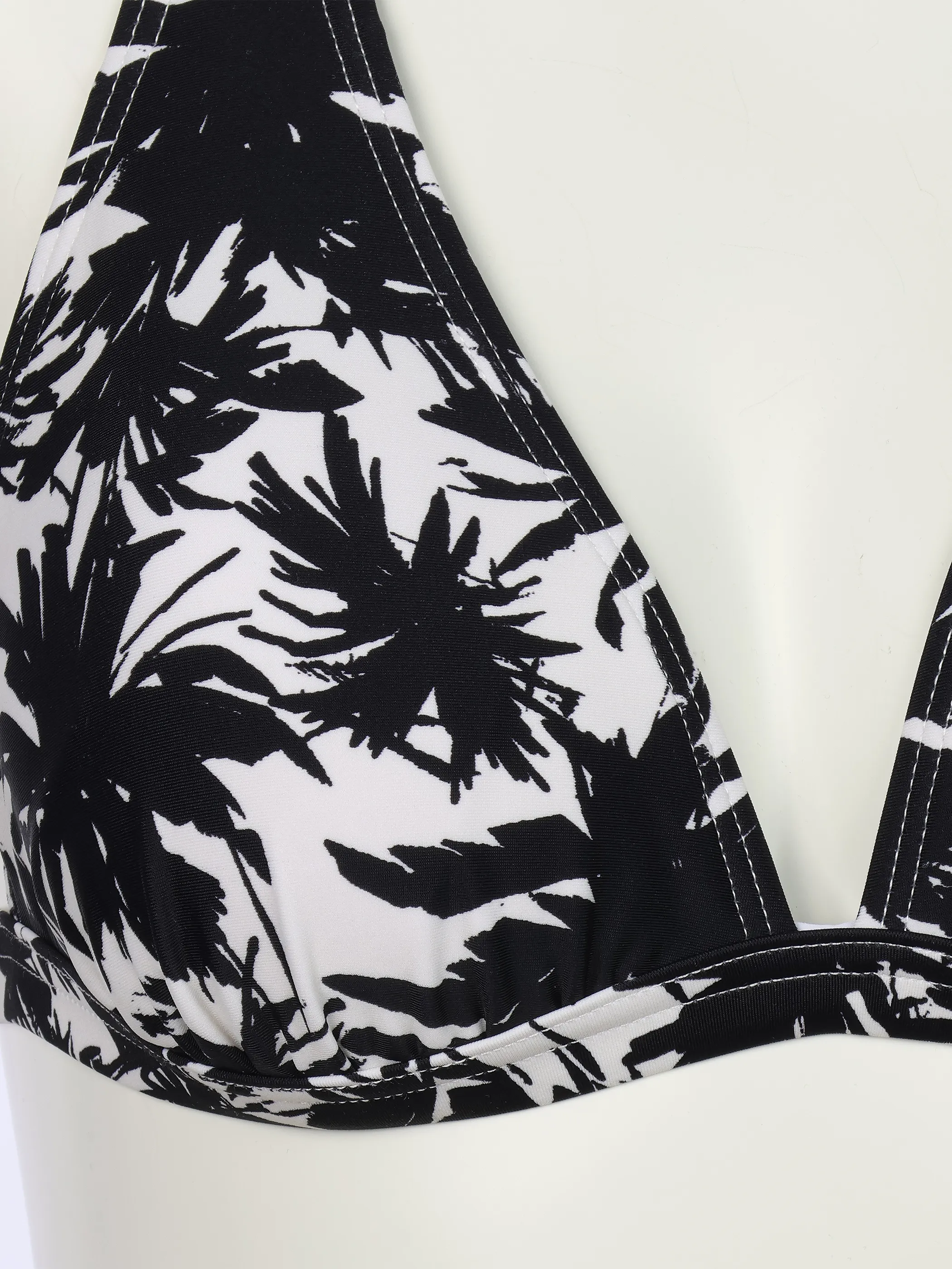 Grinario Sports Da-Bikini Triangel Top Schwarz 922566 BLACK 3