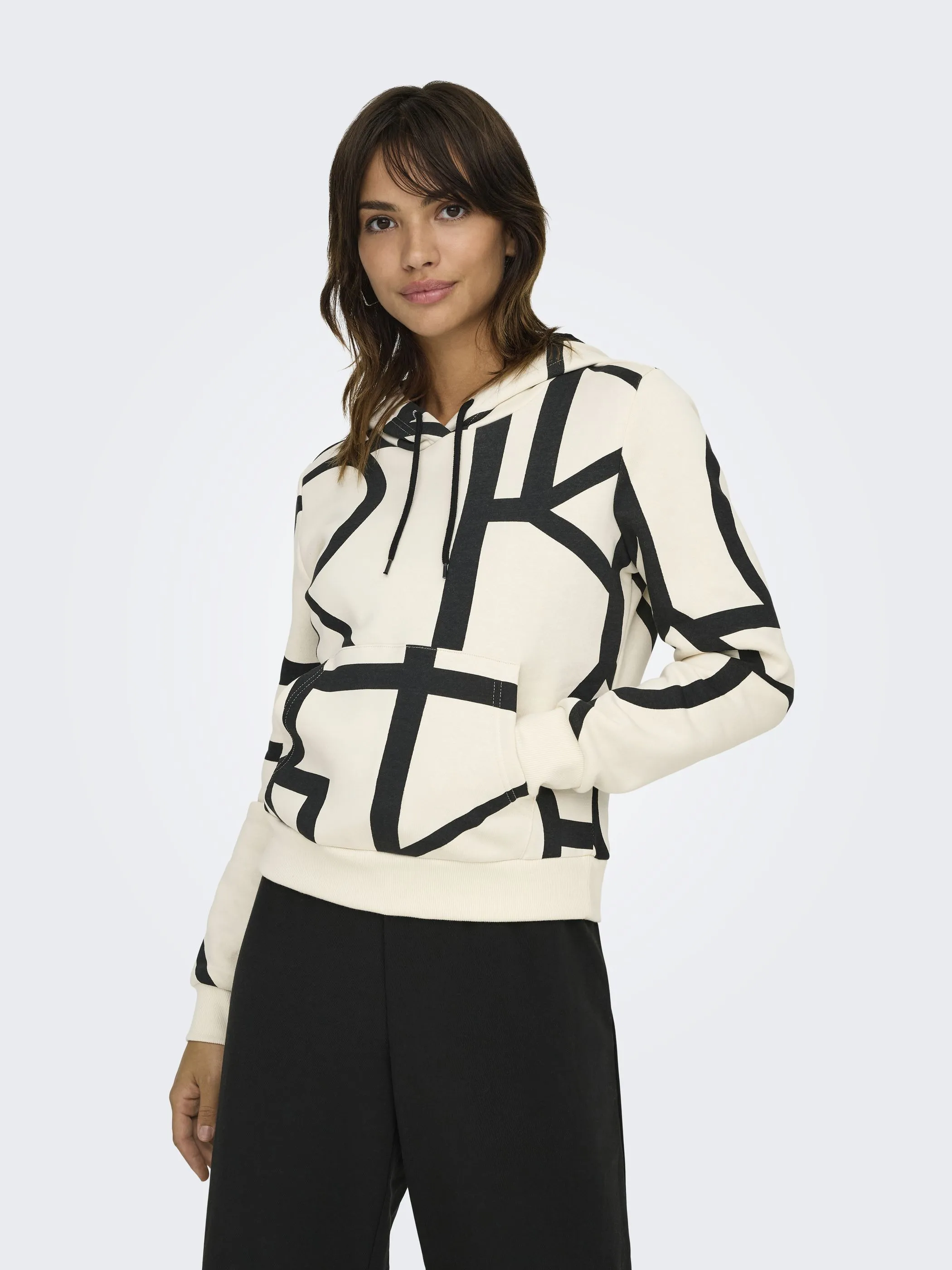 Only 15346351 ONLAUDRINA L/S HOOD S Weiß 907399 177922001 Only 15346351 ONLAUDRINA L/S HOOD S Weiß 907399 177922001
