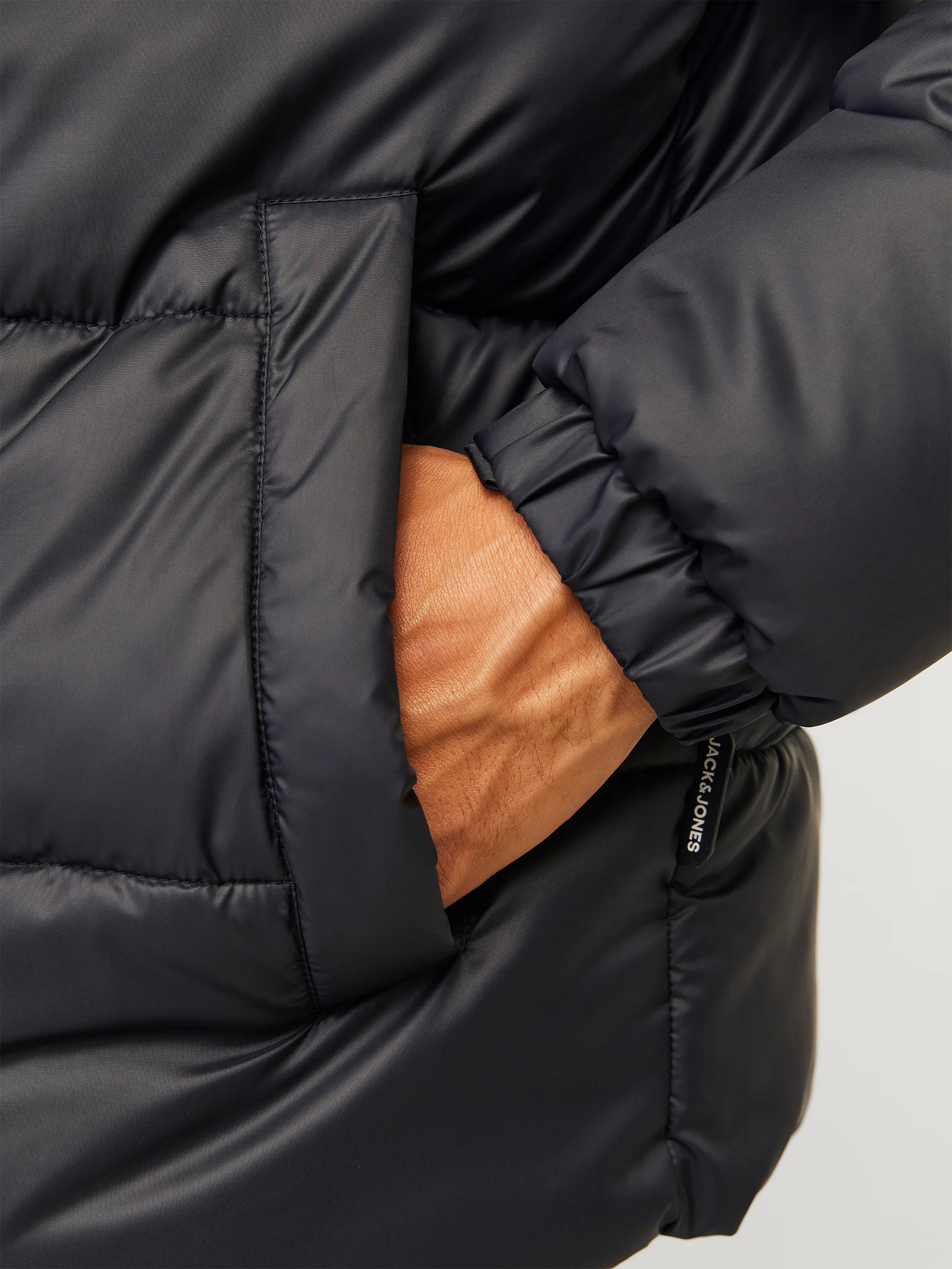 Jack Jones 12256882 JJMOON HOOD PUFFER Schwarz 898067 178012 3