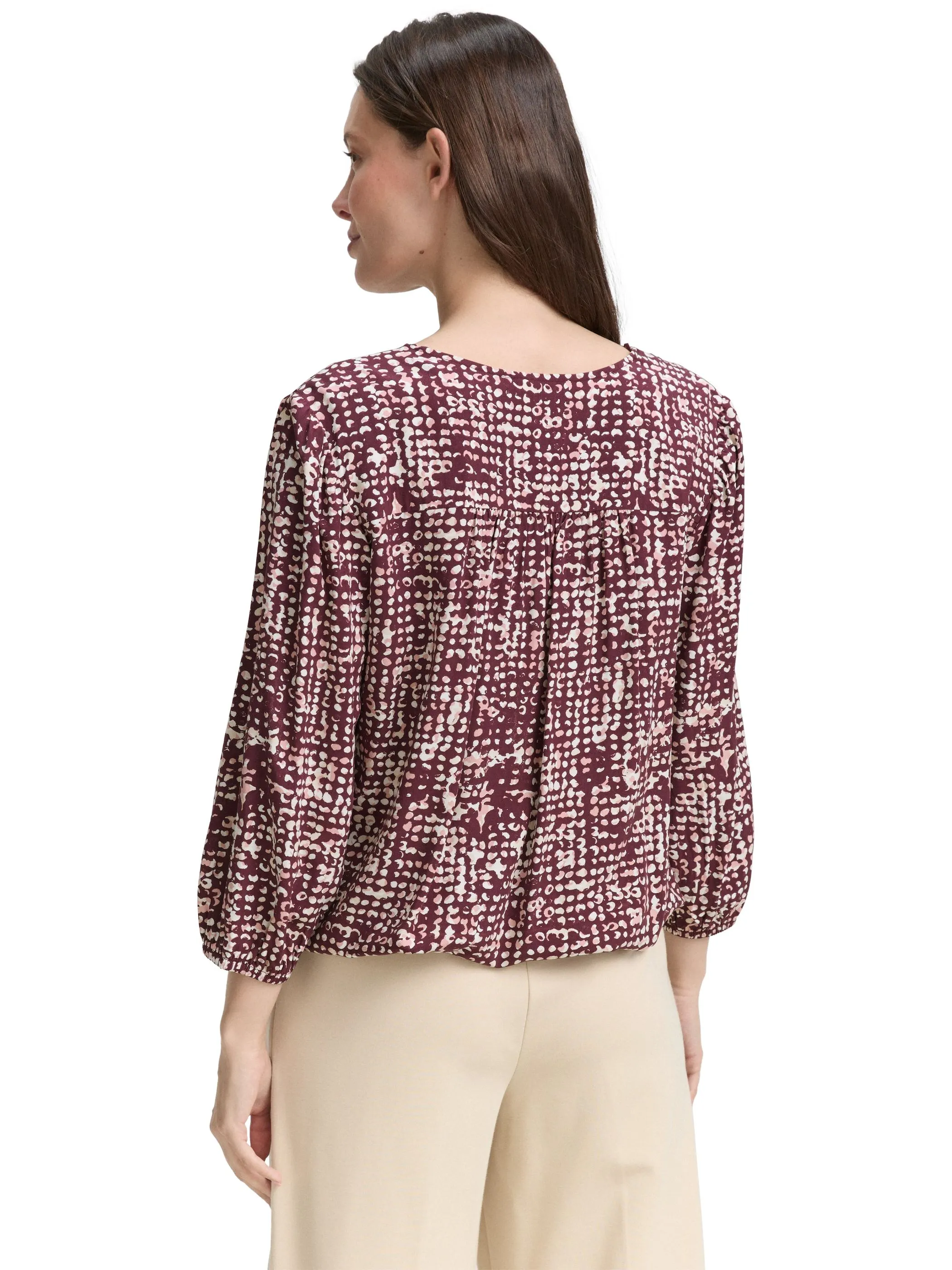 Tom Tailor 1047574 NOS blouse with feminine V-neck Rot 914540 38403 2