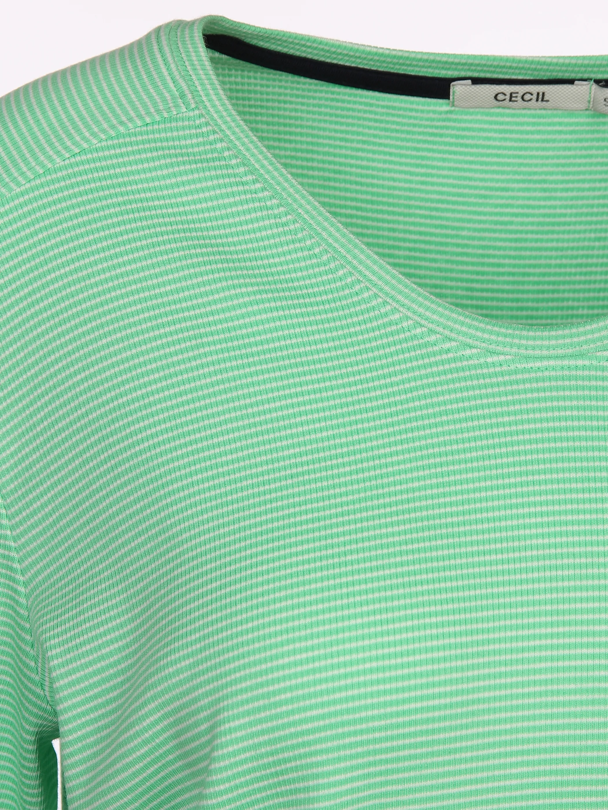 Cecil B319120 NOS Striped Rounded V-Neck Shi Grün 877243 24617 3 Cecil B319120 NOS Striped Rounded V-Neck Shi Grün 877243 24617 3