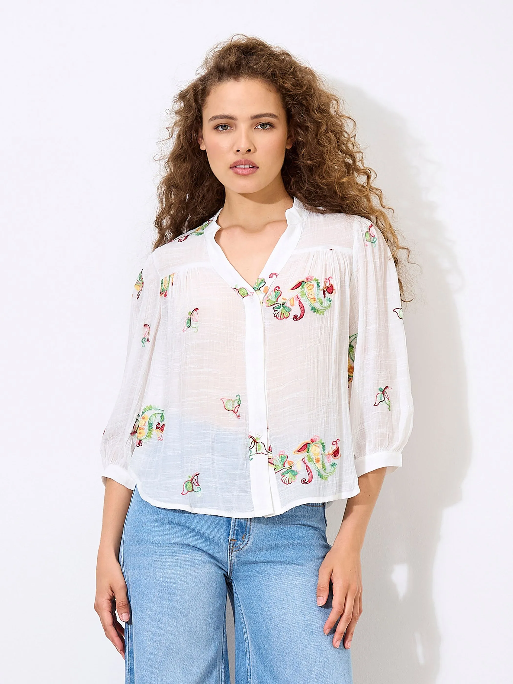 Apricot 937093 Apricot Paisley Shimmer Weiß 917125 WHT 1