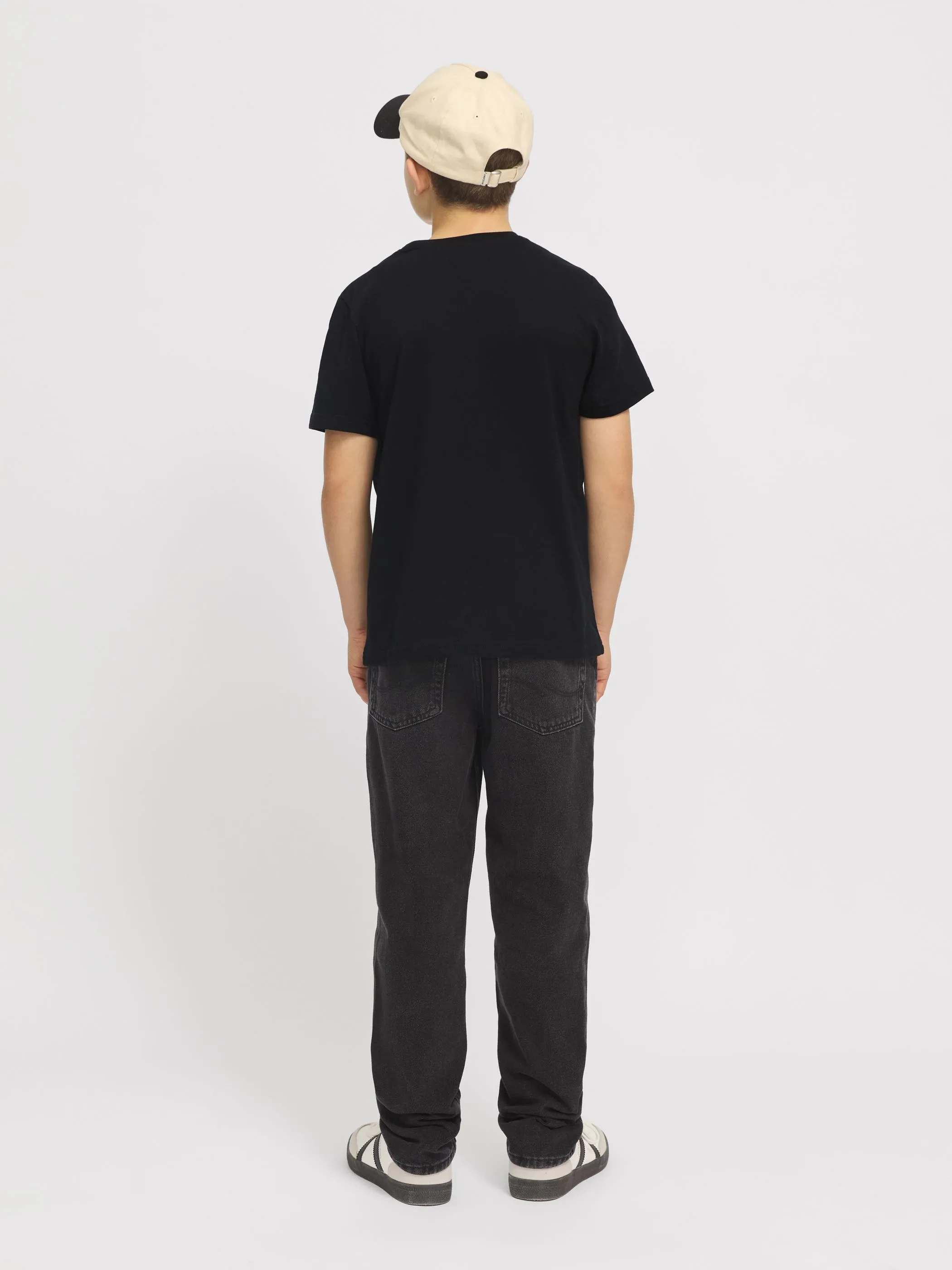 Jack&Jones Junior 12270001 JJSIMON TEE SS CREW N Schwarz 904157 178012001 2 Jack&Jones Junior 12270001 JJSIMON TEE SS CREW N Schwarz 904157 178012001 2