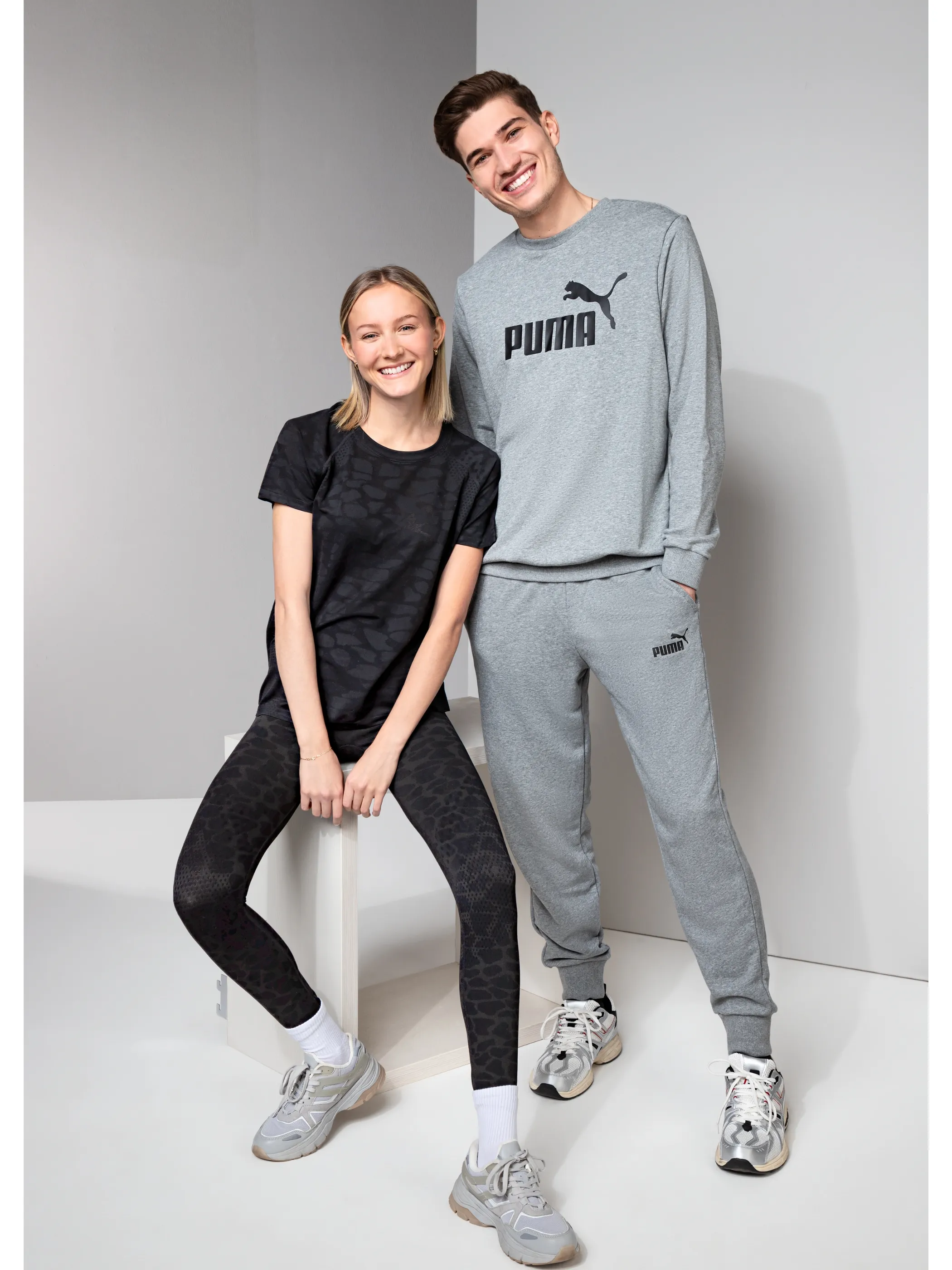 Puma 586680 He-Sweatshirt ESS BIG LOGO CREW Grau 856657 03 5