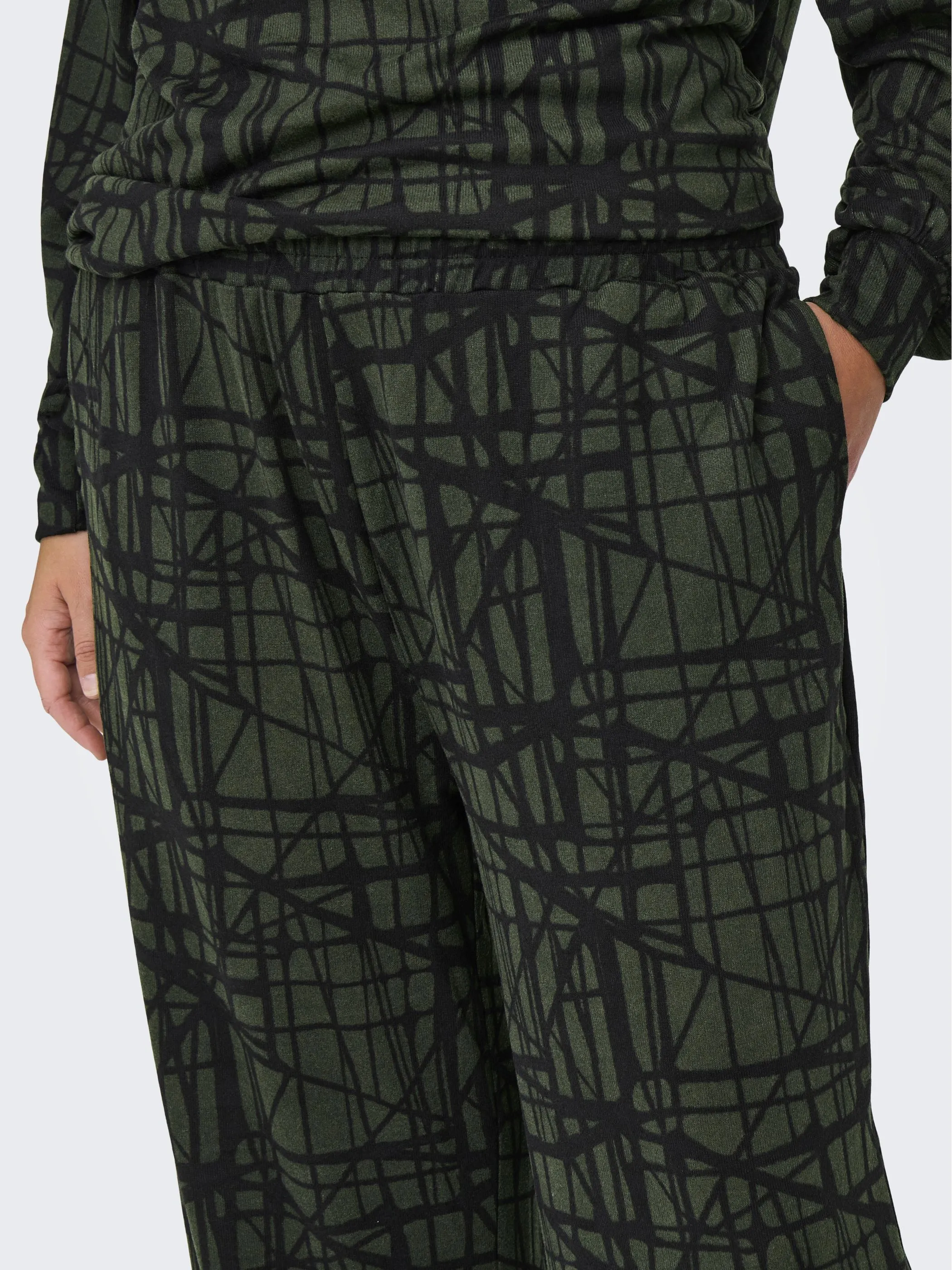 Only Carmakoma 15304075 CARALBA AMY WIDE LEG Grün 899524 193783002 5 Only Carmakoma 15304075 CARALBA AMY WIDE LEG Grün 899524 193783002 5