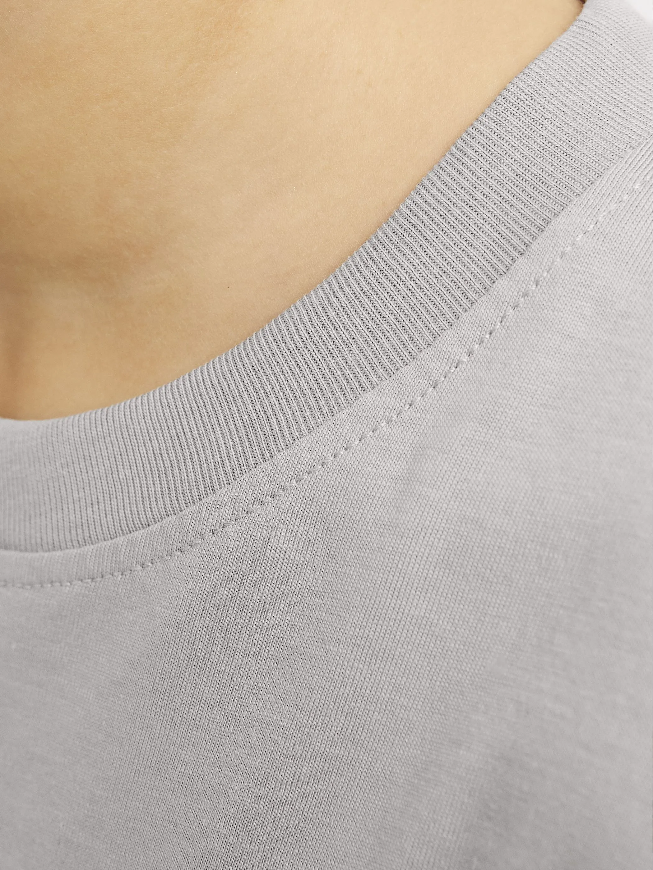 Jack&Jones Junior 12237435 JJESTAR JJ TEE SS NOOS JNR Grau 879589 278262002 4 Jack&Jones Junior 12237435 JJESTAR JJ TEE SS NOOS JNR Grau 879589 278262002 4