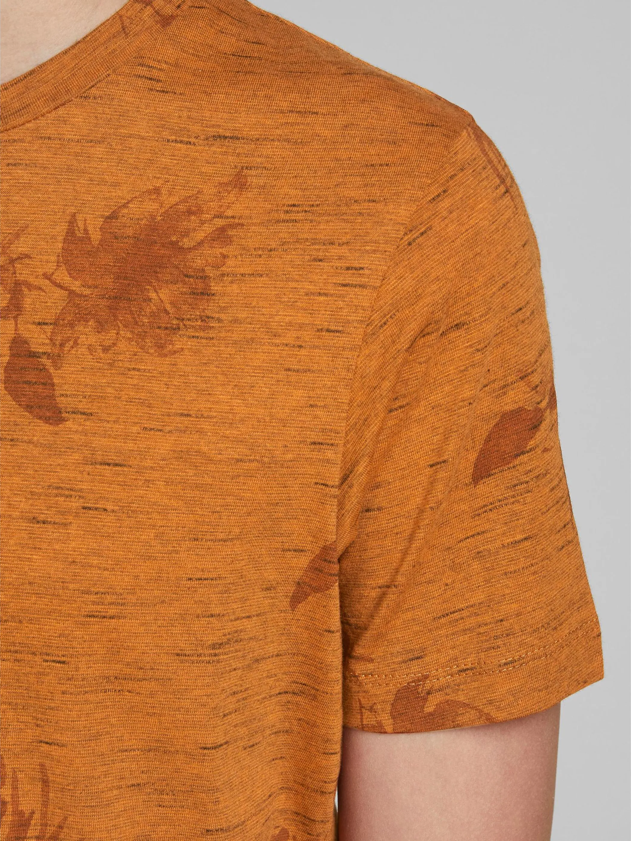 Jack&Jones Junior 12189027 JORCALI AOP TEE SS CR Orange 852256 176785001 2 Jack&Jones Junior 12189027 JORCALI AOP TEE SS CR Orange 852256 176785001 2