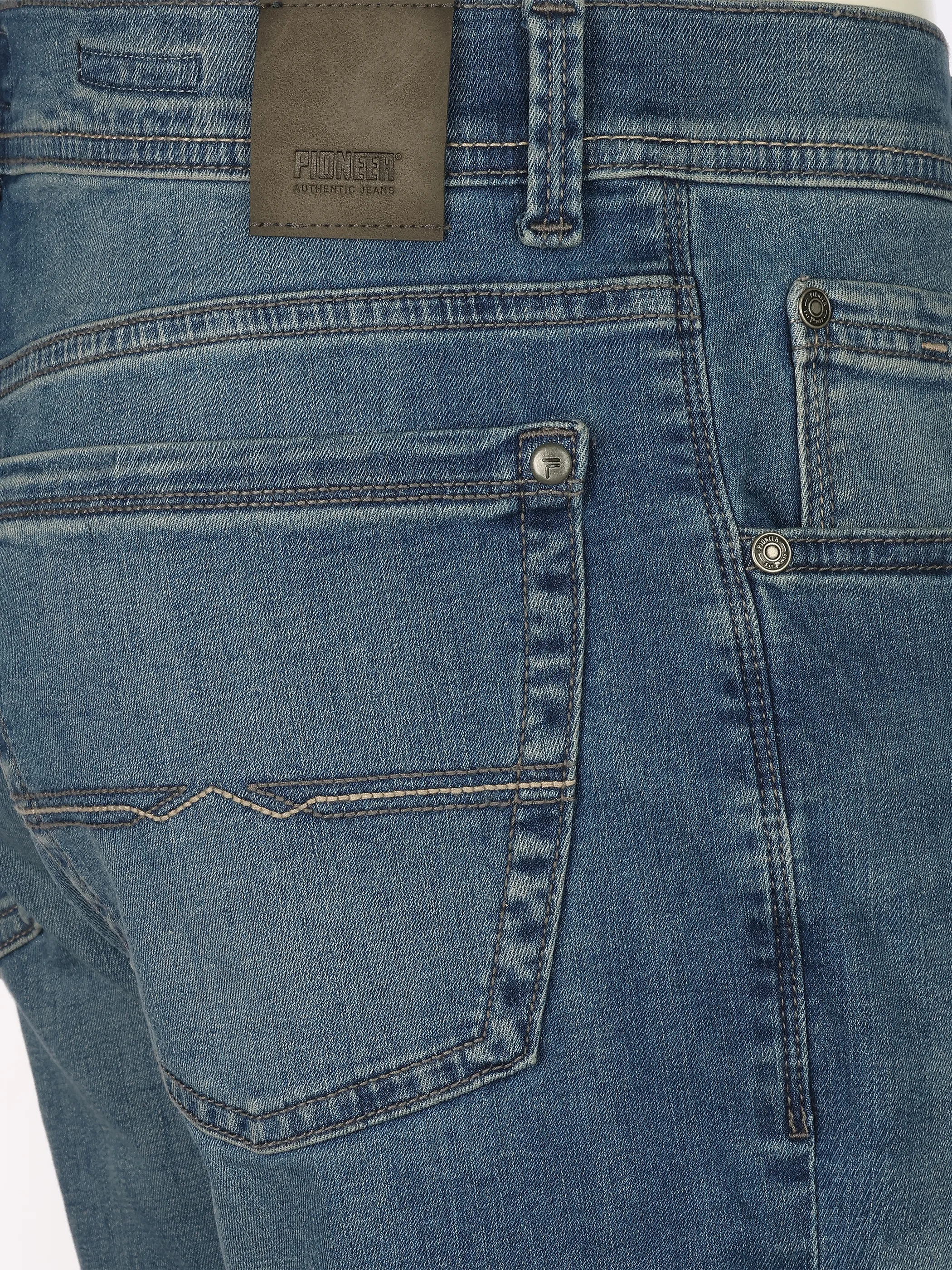 Pioneer P0 16801.6588.6821 RANDO Blau 820777 6842 4