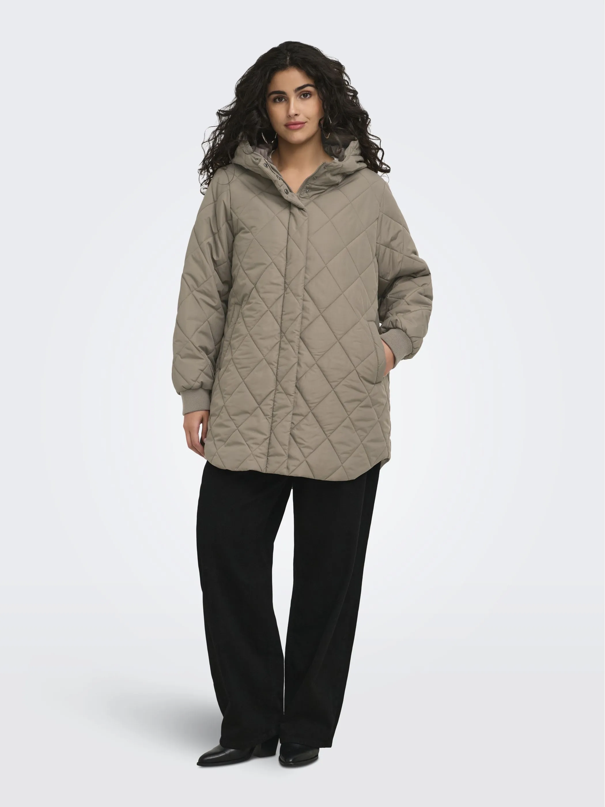 Only Carmakoma 15373722 CARJULIET QUILTD HOOD Braun 928795 239935 1