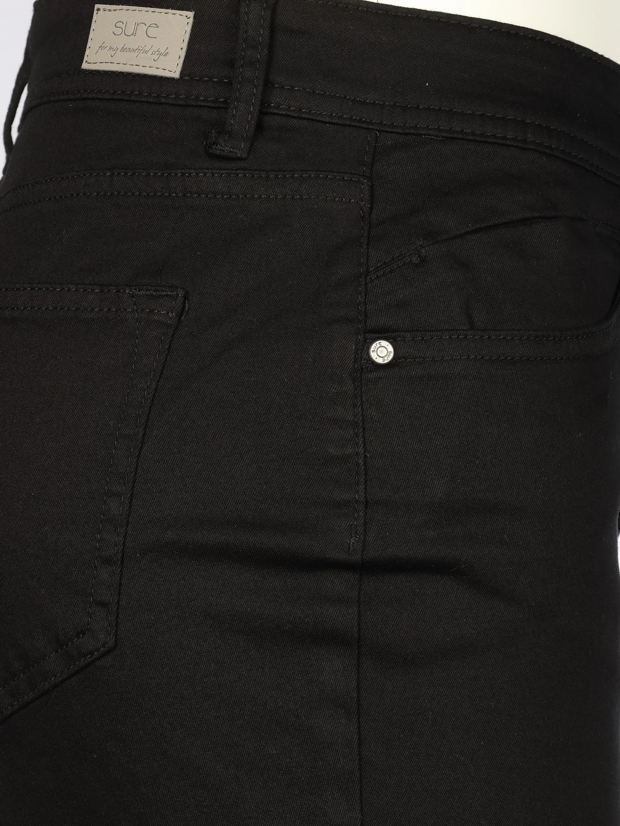 Sure Da-Bermuda slimfit Schwarz 926000 BLACK 4