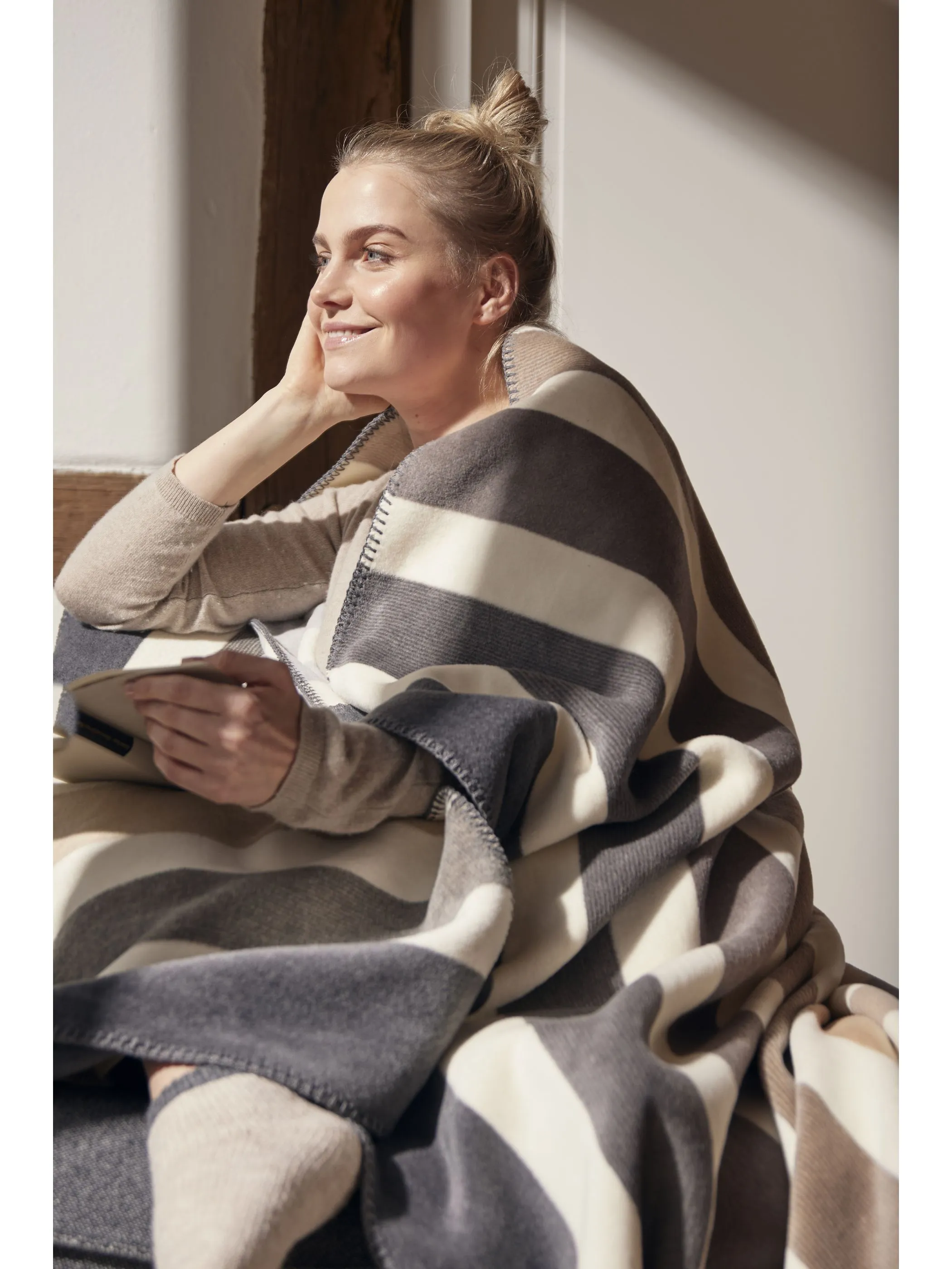 Biederlack Wohndecke Horizon Nature 150x2 Bunt 916071 BN 2 Biederlack Wohndecke Horizon Nature 150x2 Bunt 916071 BN 2