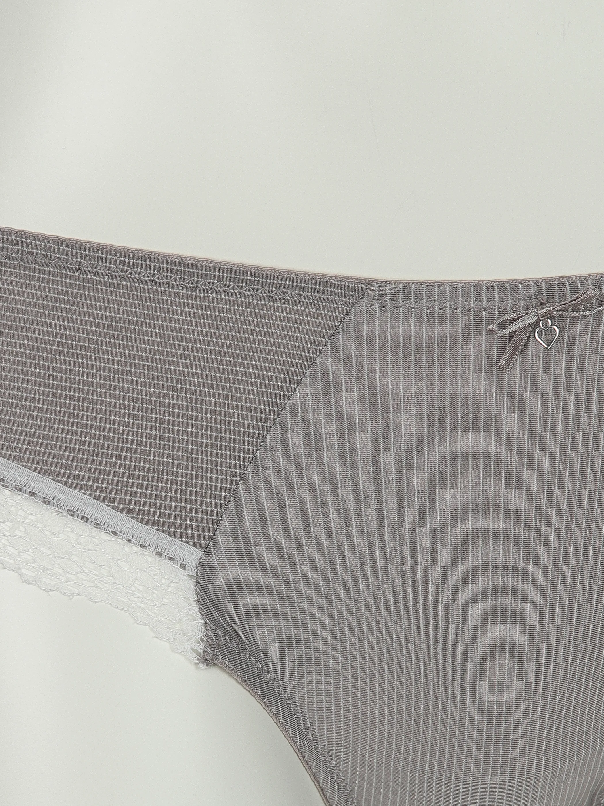 Nina Holthoff 6937 Slip Weiß 731461 470 3 Nina Holthoff 6937 Slip Weiß 731461 470 3