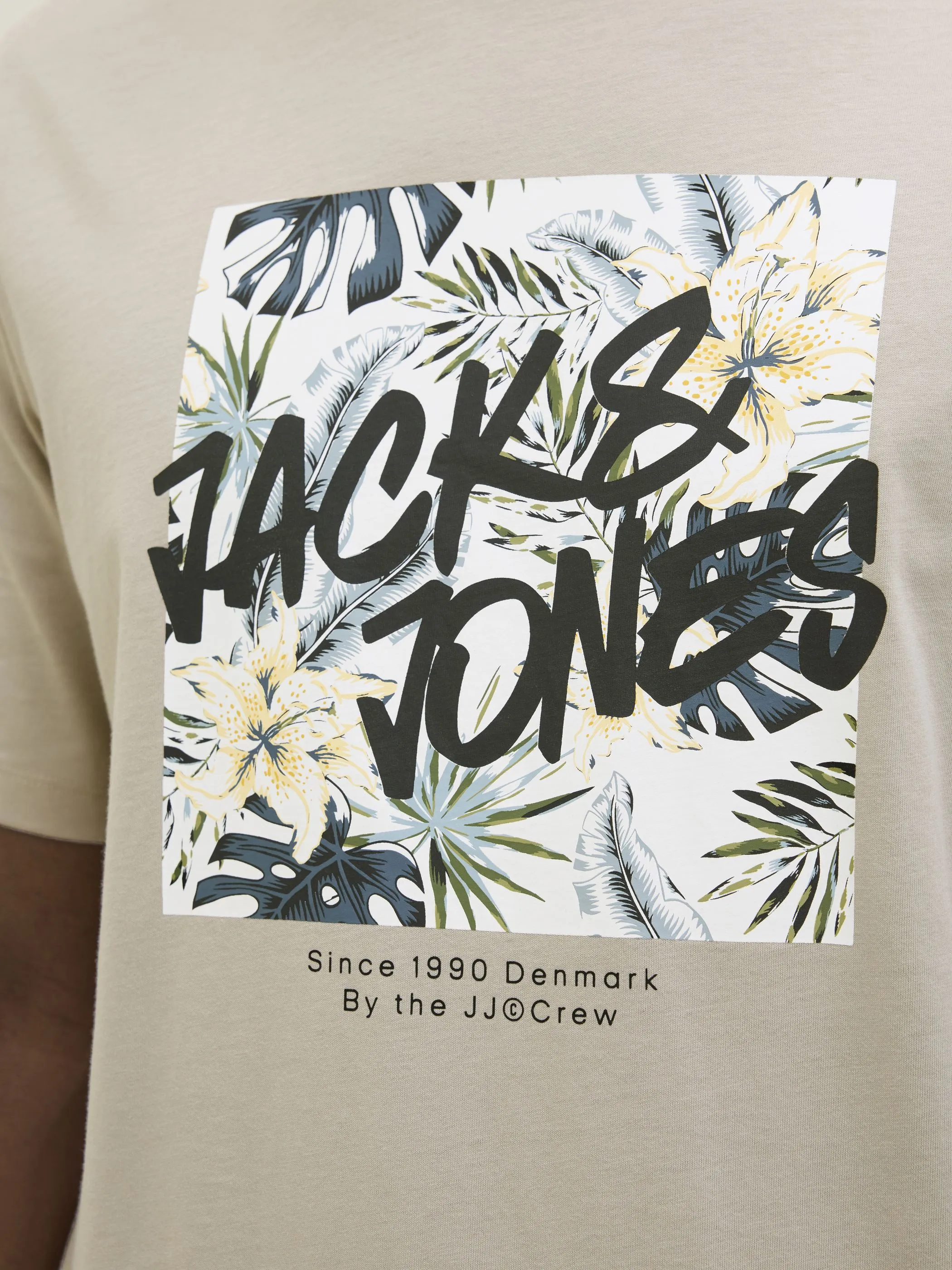 Jack Jones 12269324 JJHAWAII SHAPE TEE SS Braun 904465 176631 4