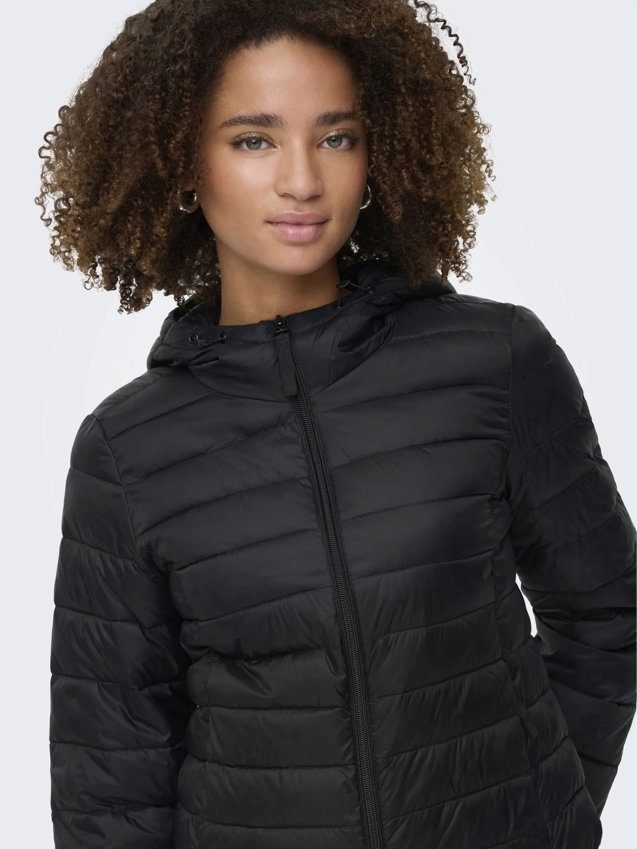 Only 15352020 ONLTAHIA LW QUILTED H Schwarz 913014 177911 5
