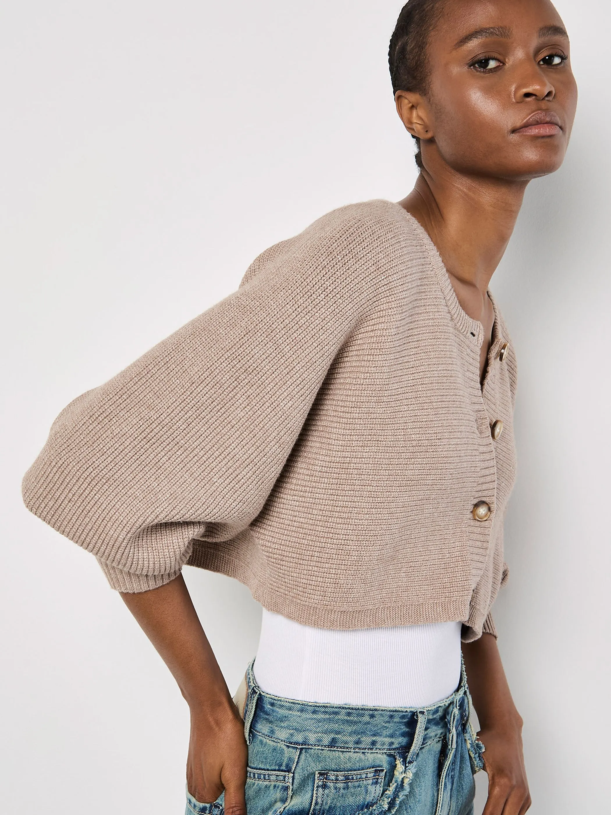 Apricot 943025 Apricot Ribbed Batwing Braun 930372 BRN 5