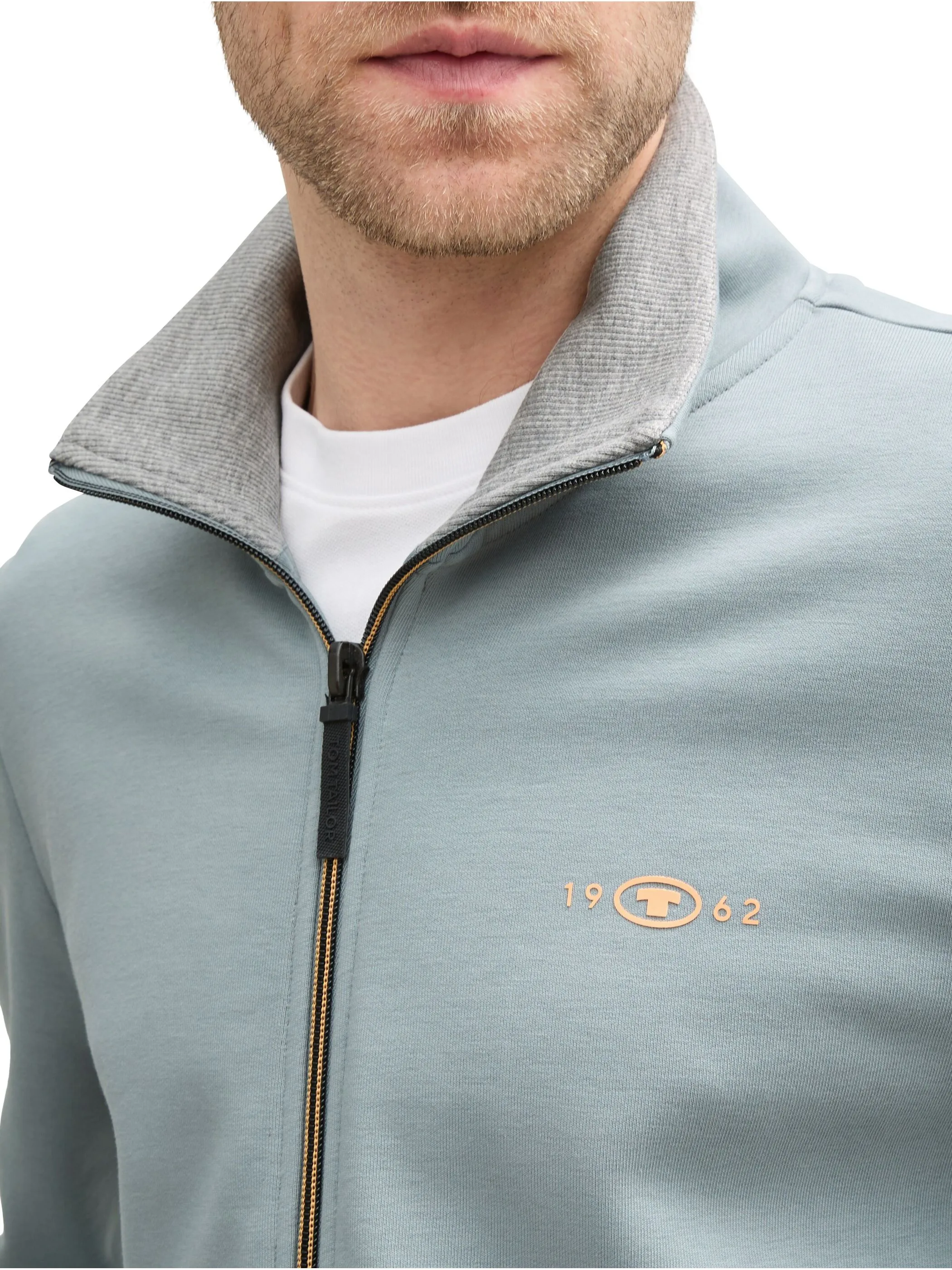 Tom Tailor 1045645 NOS printed stand-up sweat jacket Grau 905882 27475 3 Tom Tailor 1045645 NOS printed stand-up sweat jacket Grau 905882 27475 3