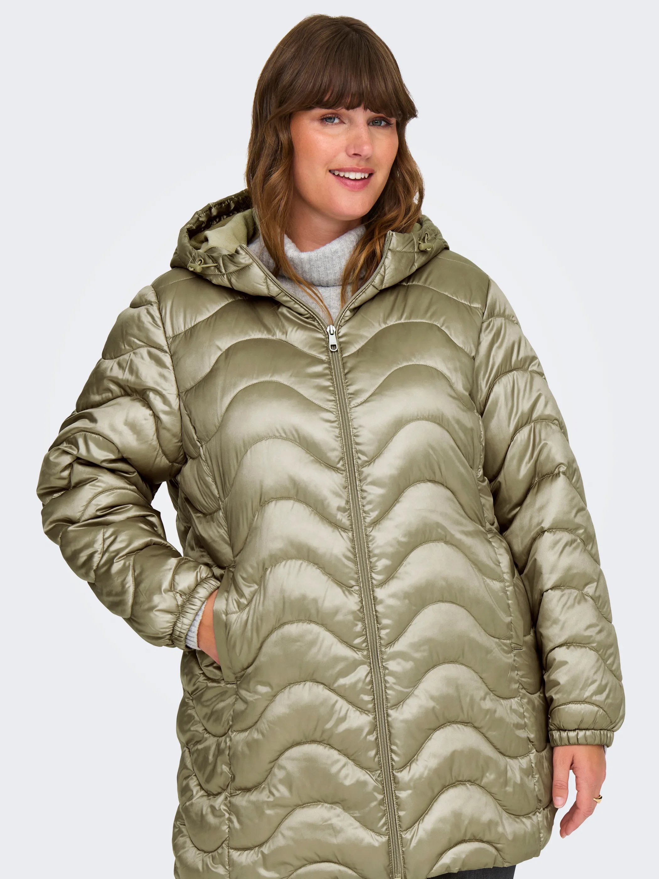 Only Carmakoma 15323081 CARVEGA WAVE QUILTED Braun 896944 275518 4 Only Carmakoma 15323081 CARVEGA WAVE QUILTED Braun 896944 275518 4