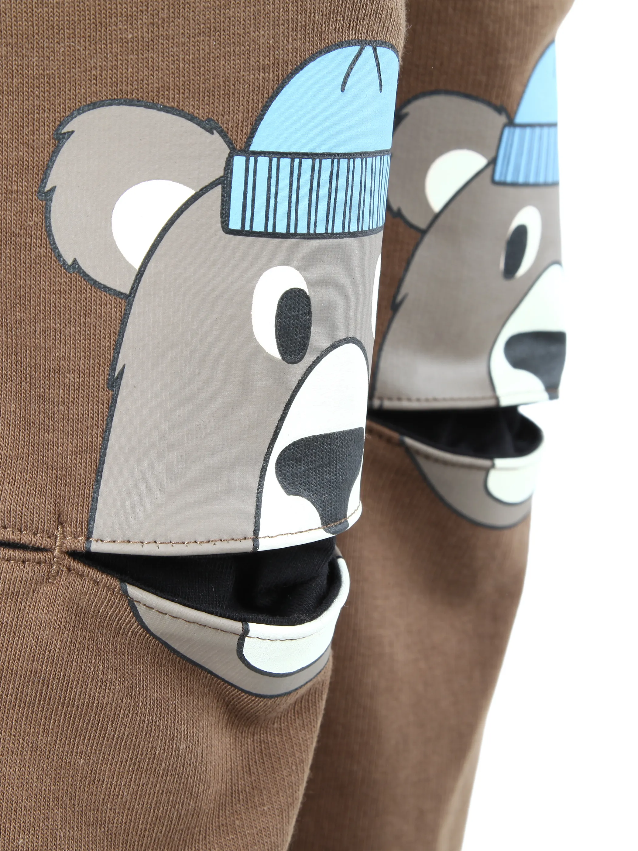 One Way KJ Joggpant mit Bärenprint am Knie in braun Braun 931237 BRAUN 3