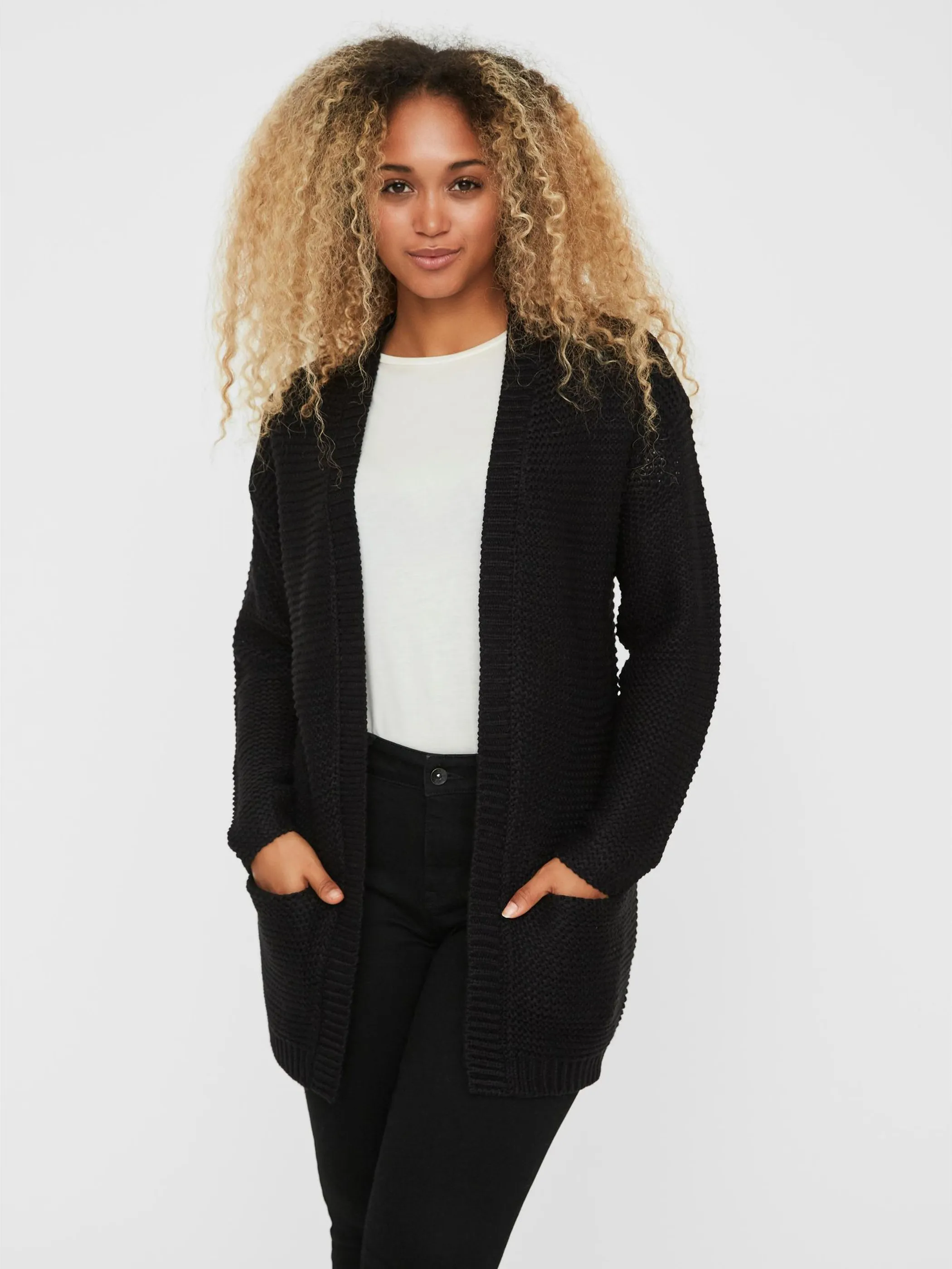 Vero Moda 10183605 VMNO NAME LS CARDIGAN Schwarz 781885 177868 2 Vero Moda 10183605 VMNO NAME LS CARDIGAN Schwarz 781885 177868 2