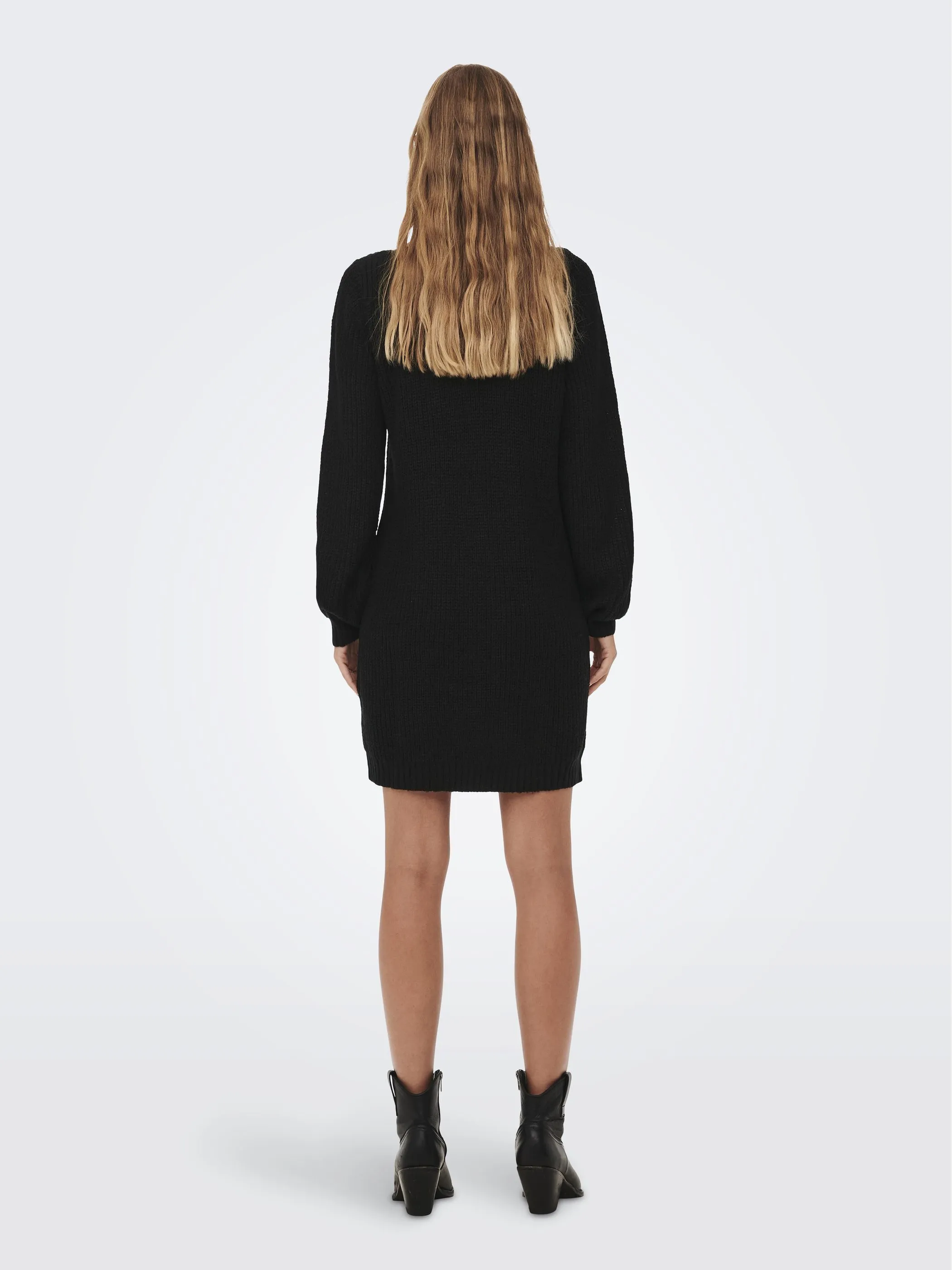 Jacqueline 15234103 JDYWHITNEY MEGAN L/S Schwarz 881743 177911001 5