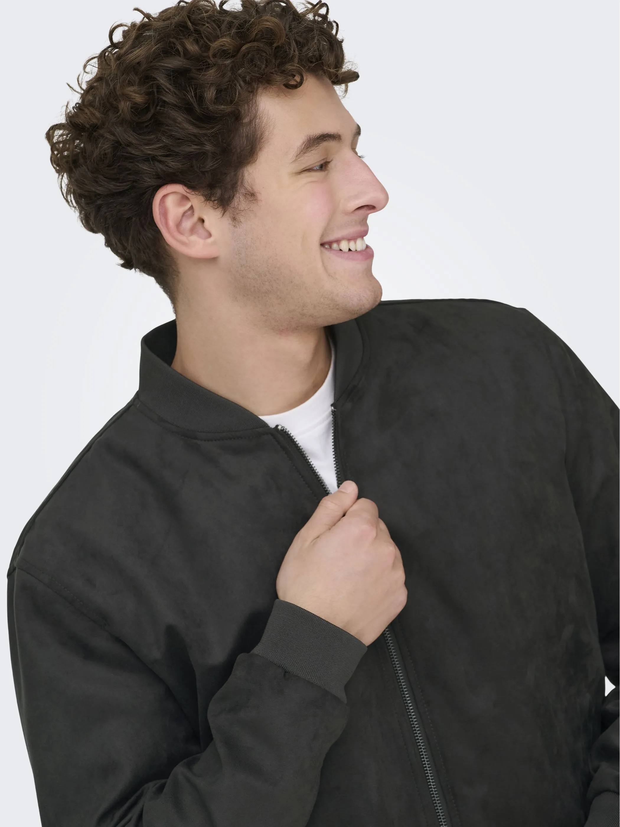 Only & Sons 22027463 ONSLUCAS FAKE SUEDE B Schwarz 889198 197500 3