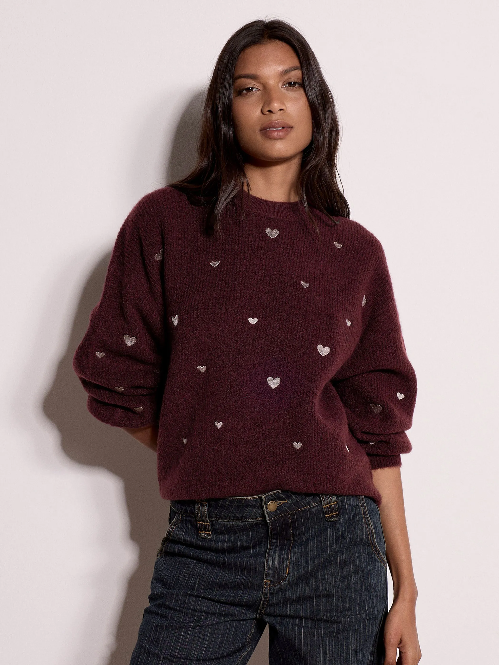 Apricot X254255 Apricot Embroidered Heart Jumper Rot 940943 BUR 1