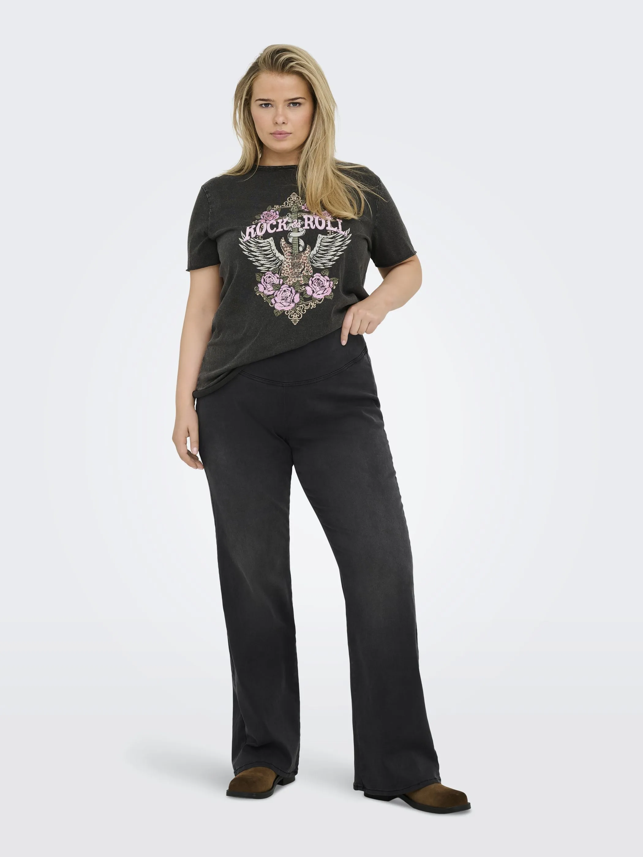 Only Carmakoma 15355307 CARROYAL MID WAIST FL Schwarz 913101 278217 4 Only Carmakoma 15355307 CARROYAL MID WAIST FL Schwarz 913101 278217 4