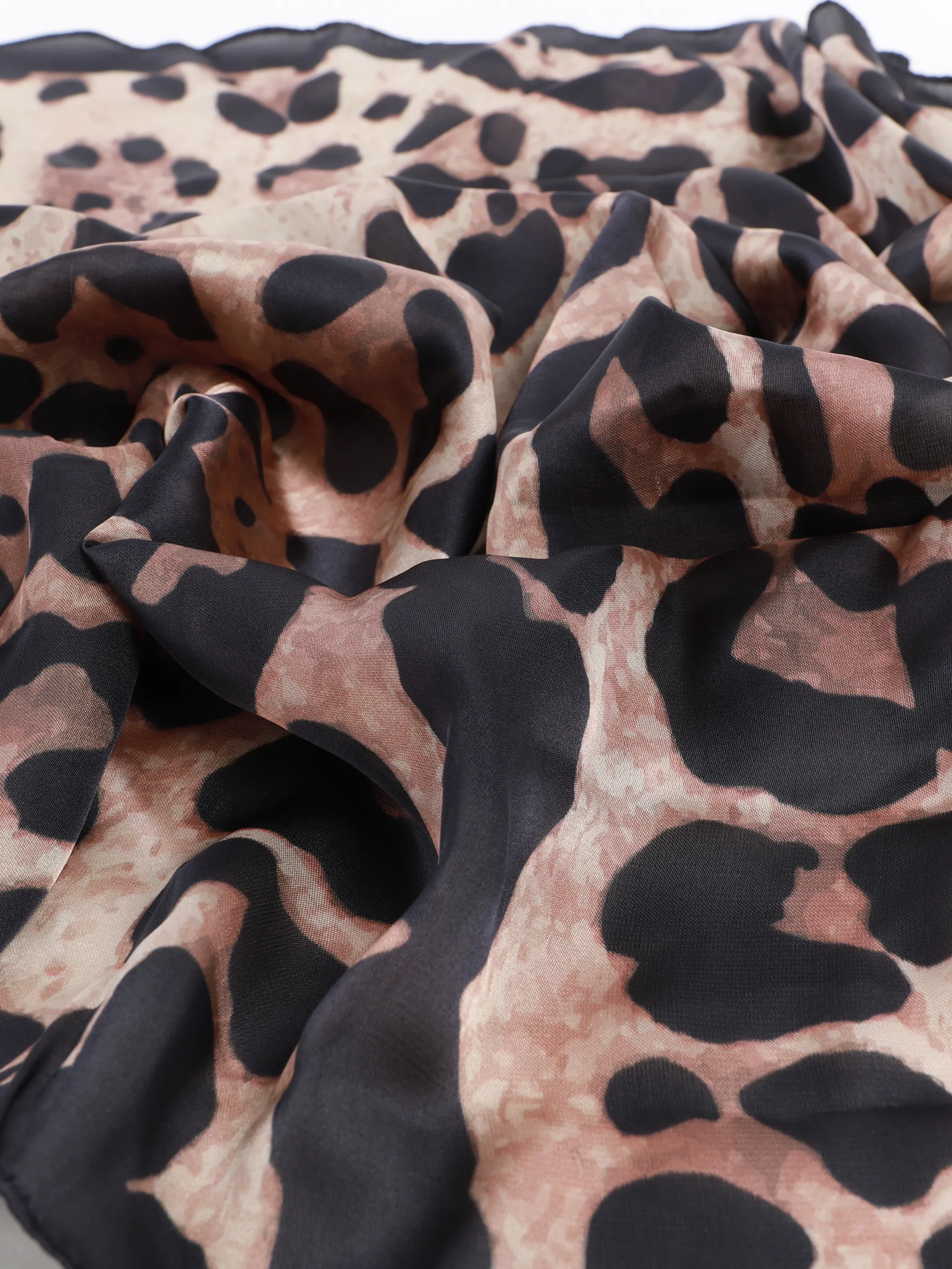 Sure Da-Nickytücher 70*70 cm Braun 930531 LEO 4