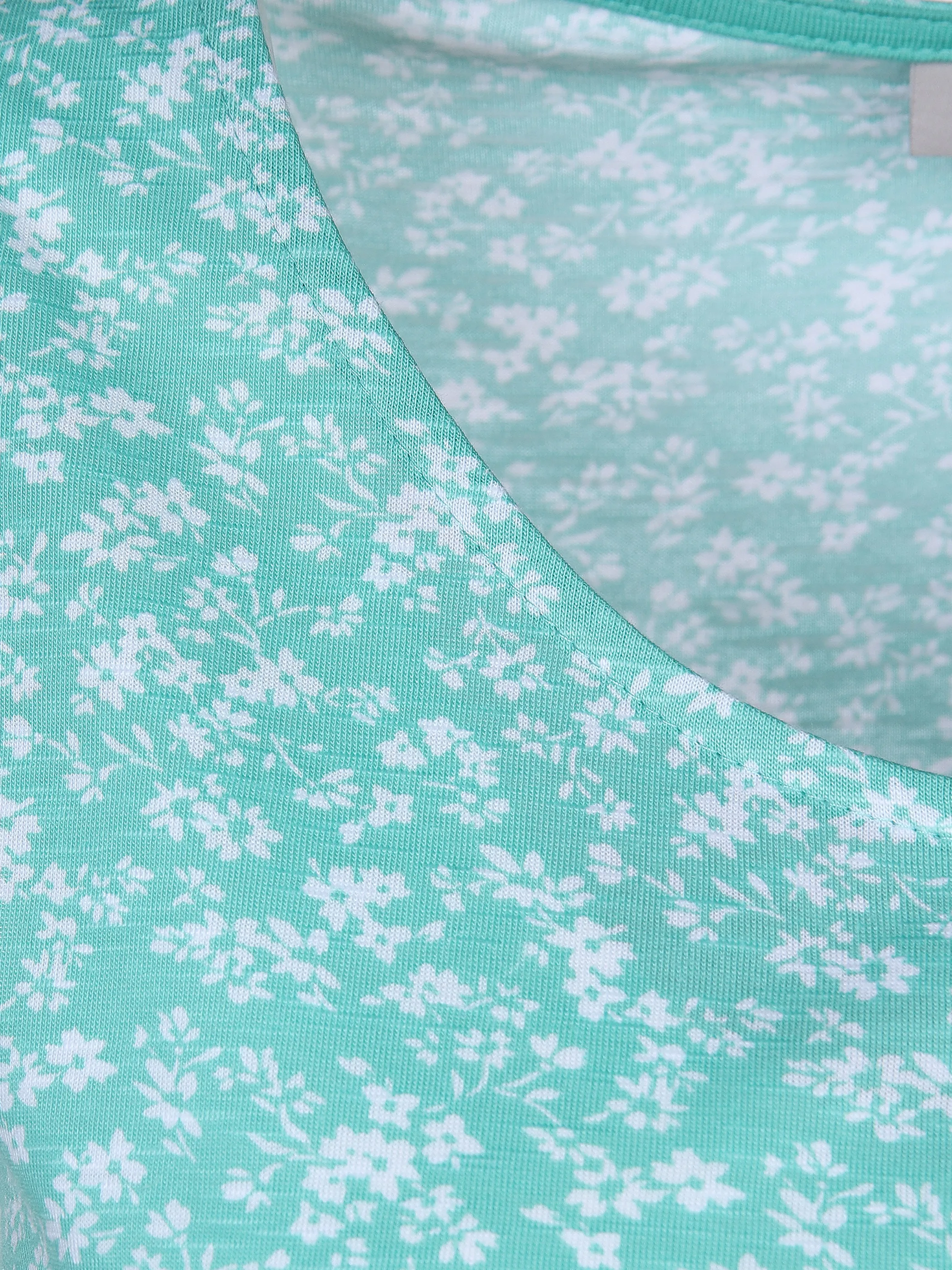 Sure Da-Top m. Alloverprint Grün 865589 PRINT 5. 3 Sure Da-Top m. Alloverprint Grün 865589 PRINT 5. 3