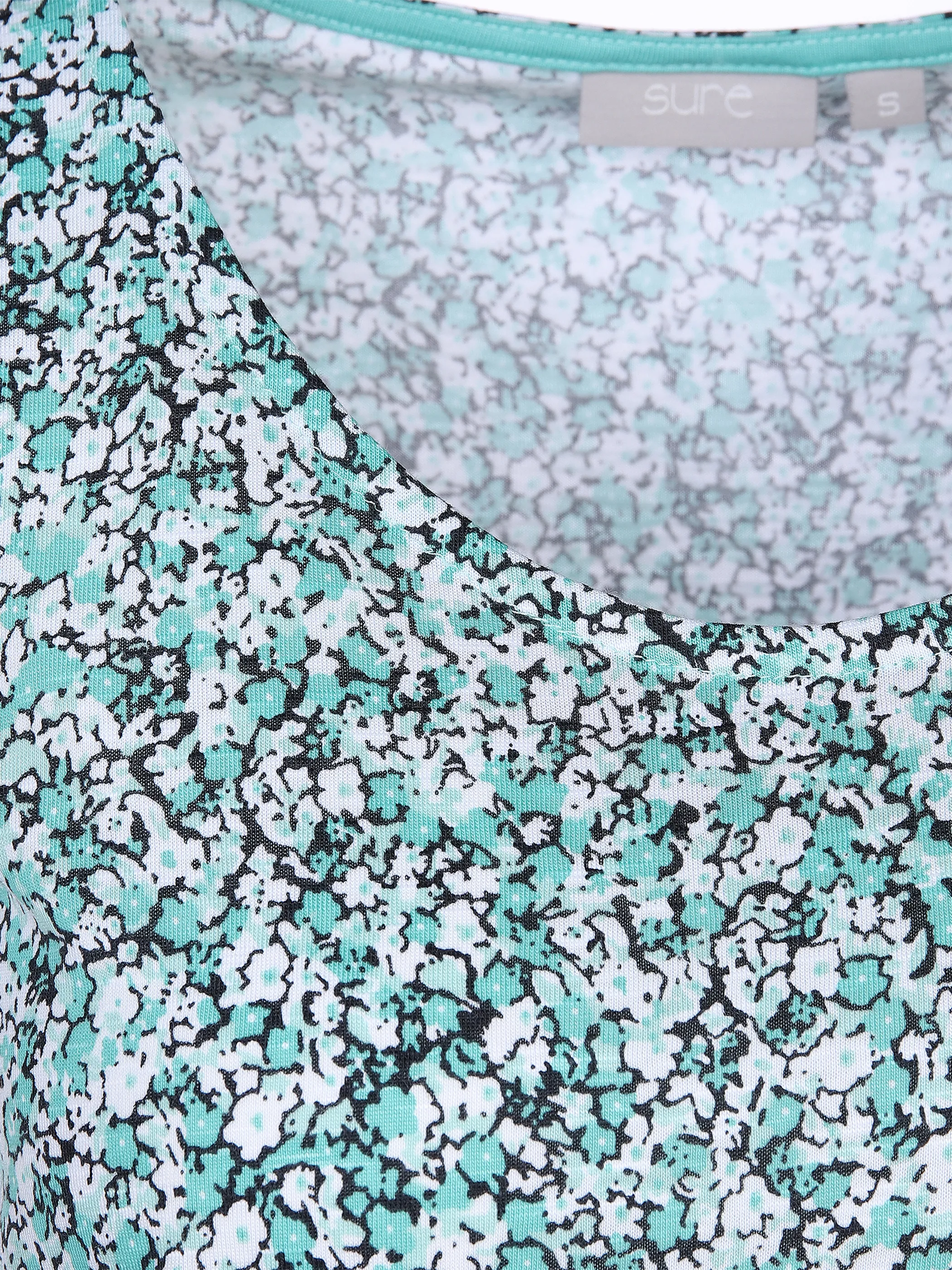 Sure Da-Top m. Alloverprint Grün 865589 PRINT 2 3 Sure Da-Top m. Alloverprint Grün 865589 PRINT 2 3