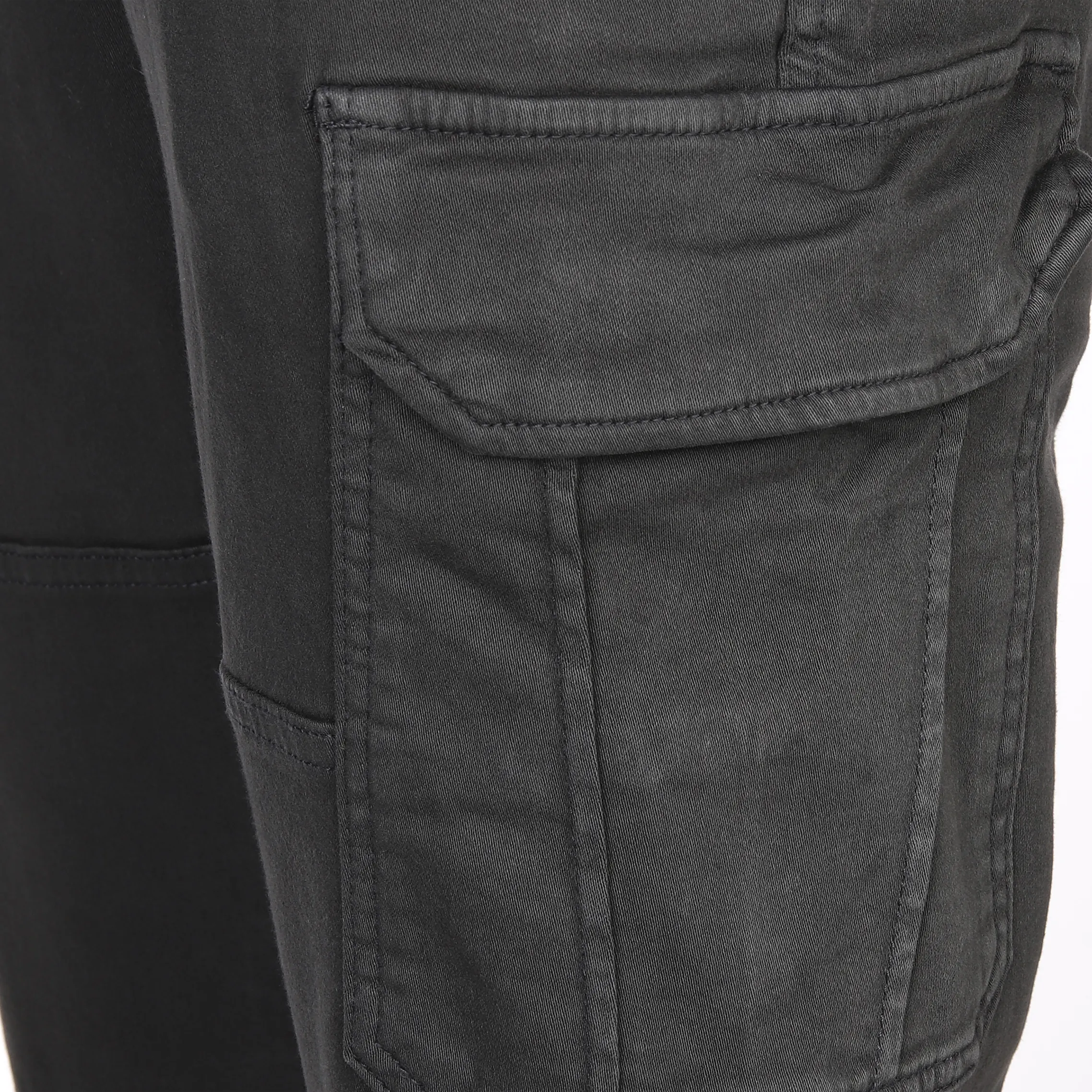 Southern Territory He. Cargohose Jogg Schwarz 885856 BLACK 4