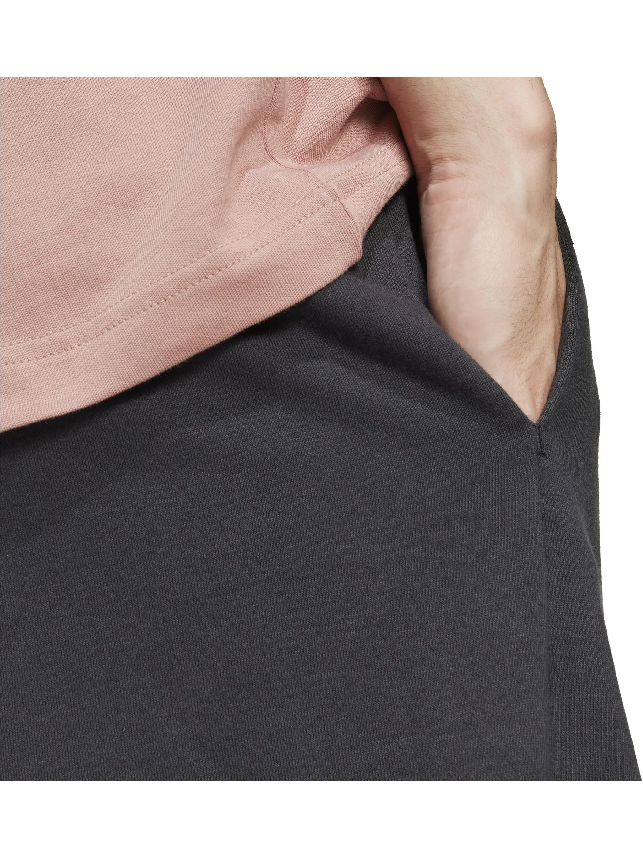 Adidas JE8956He-Shorts BOSS Logo klein schwarz Schwarz 904918 000