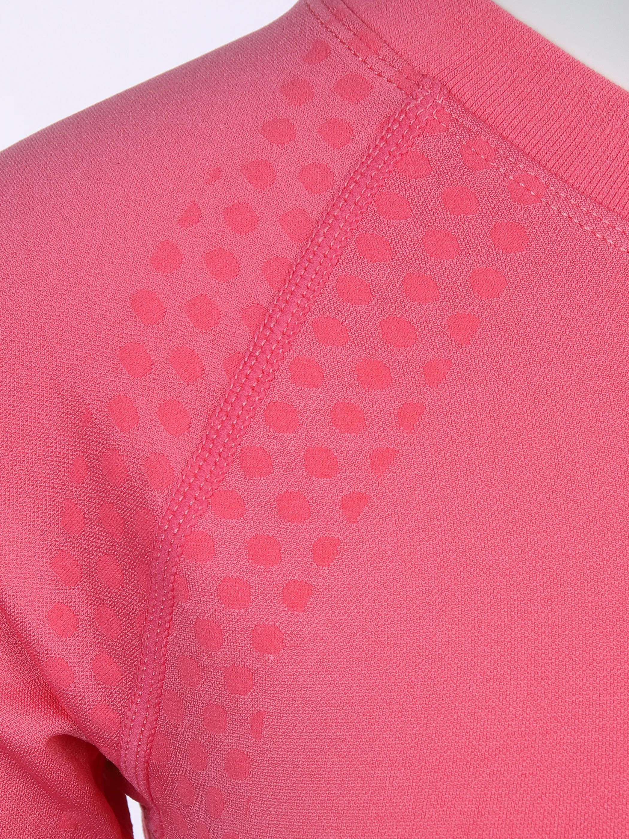Grinario Sports Da- Seamless Crop-Top Pink 890073 17-198TCX 3 Grinario Sports Da- Seamless Crop-Top Pink 890073 17-198TCX 3