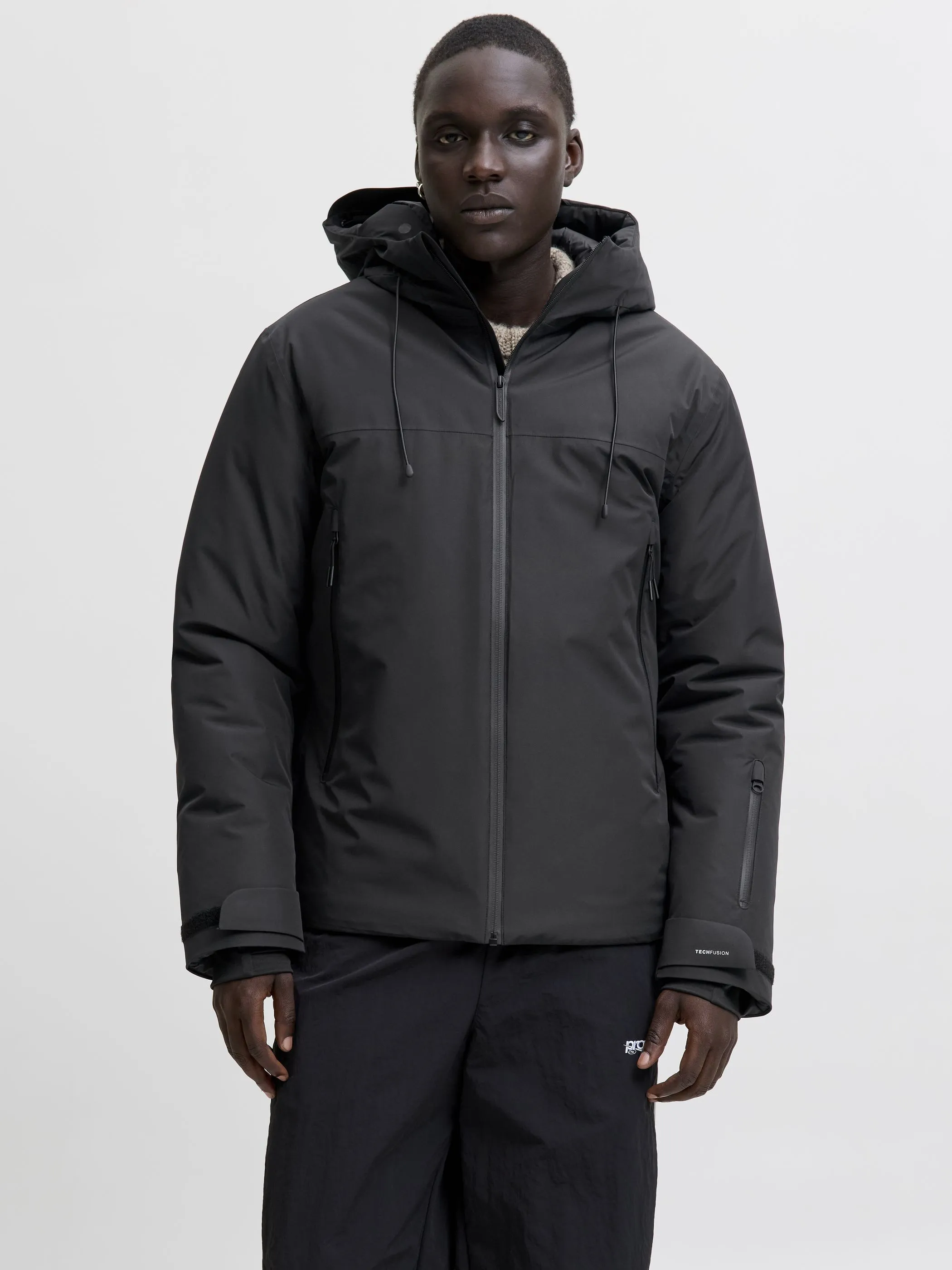 Jack Jones 12283166 JCOFUSION TECHNICAL J Schwarz 917579 178012 5