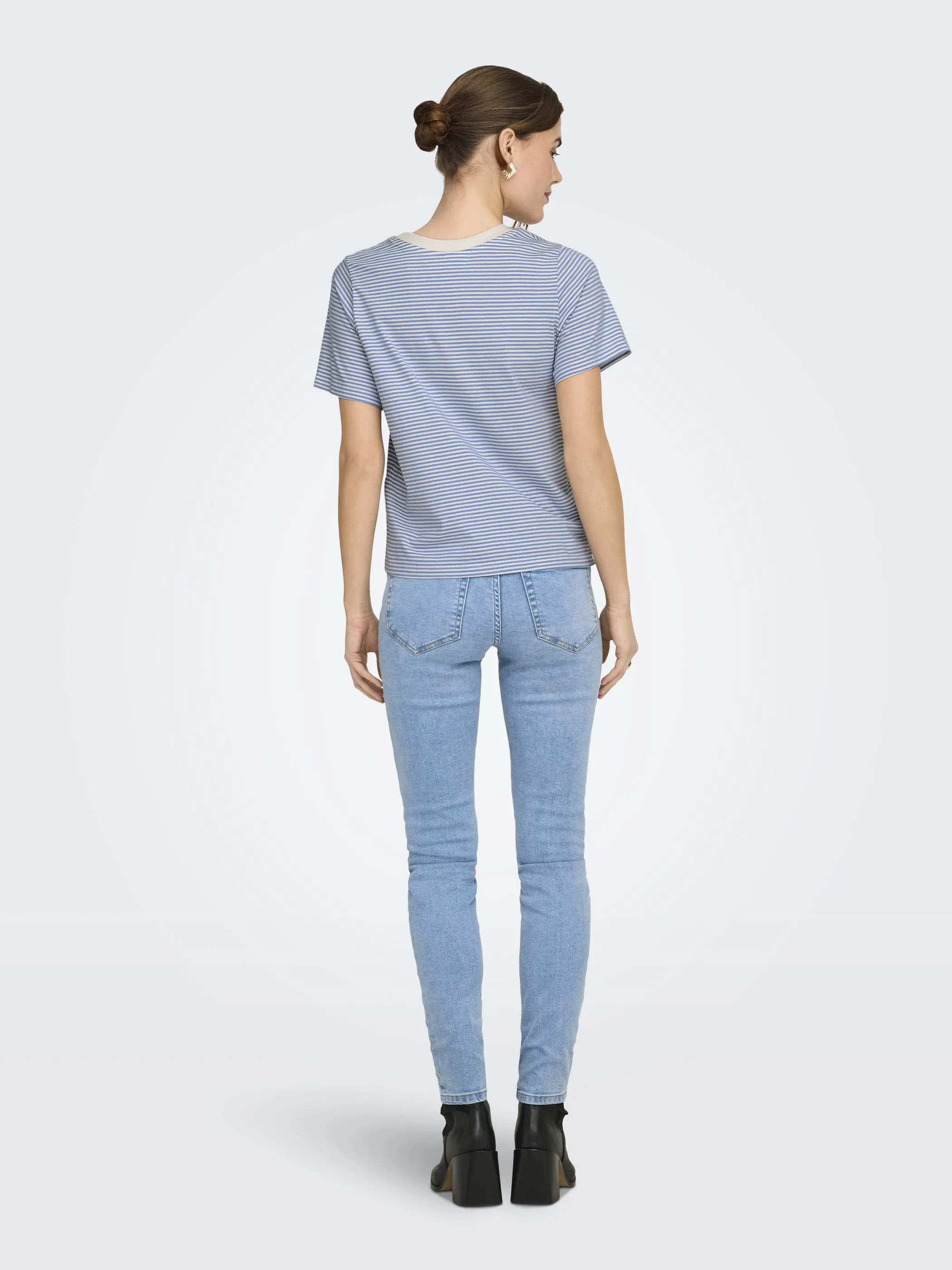 Jacqueline 15298612 JDYPISA S/S PRINT TOP Bunt 922185 303181028 4