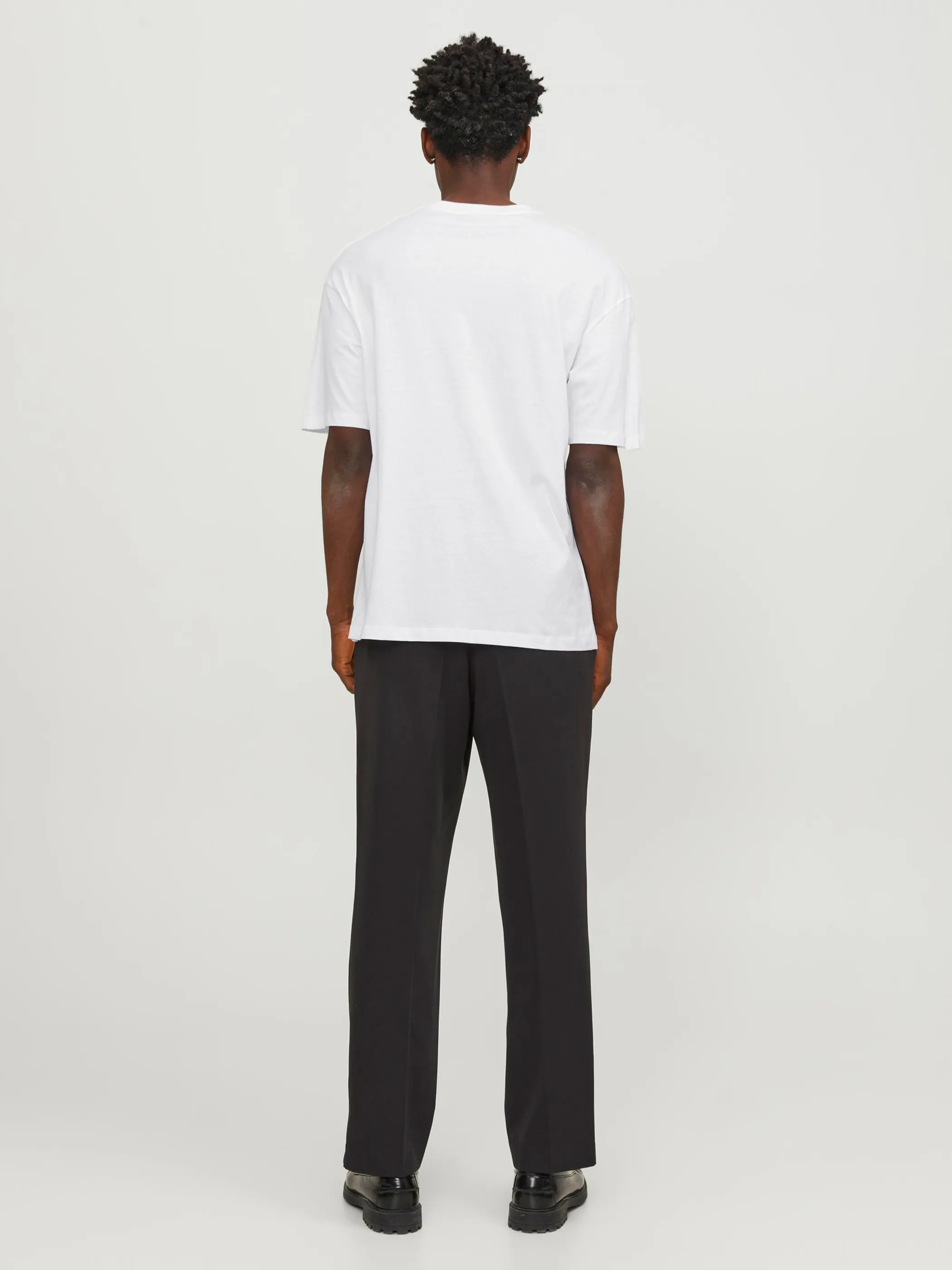 Jack Jones 12249319 JJEBRADLEY TEE SS NOO Weiß 887719 178074 2 Jack Jones 12249319 JJEBRADLEY TEE SS NOO Weiß 887719 178074 2
