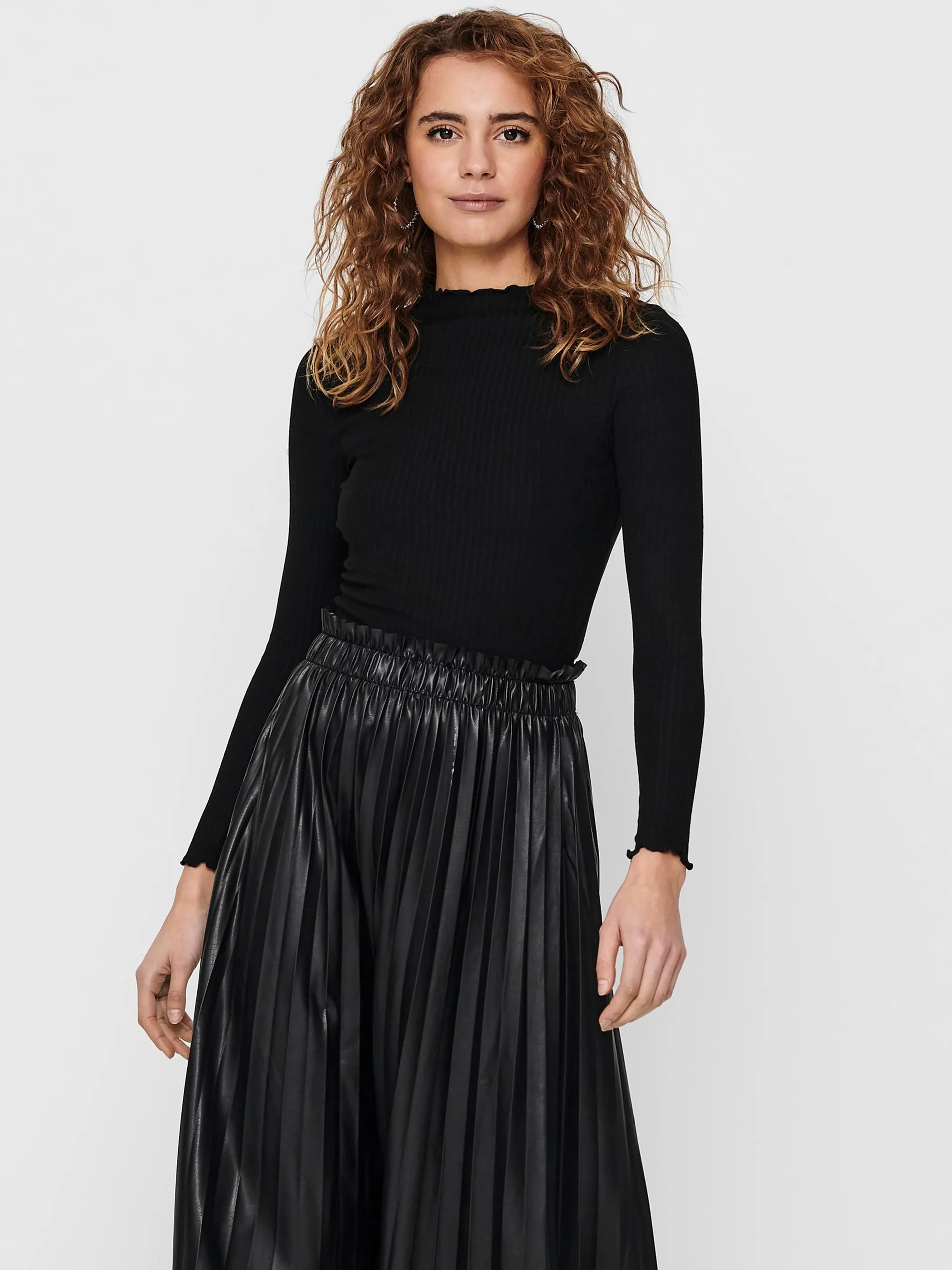 Only 15180040 ONLEMMA L/S HIGH NECK Schwarz 824110 177911 3 Only 15180040 ONLEMMA L/S HIGH NECK Schwarz 824110 177911 3