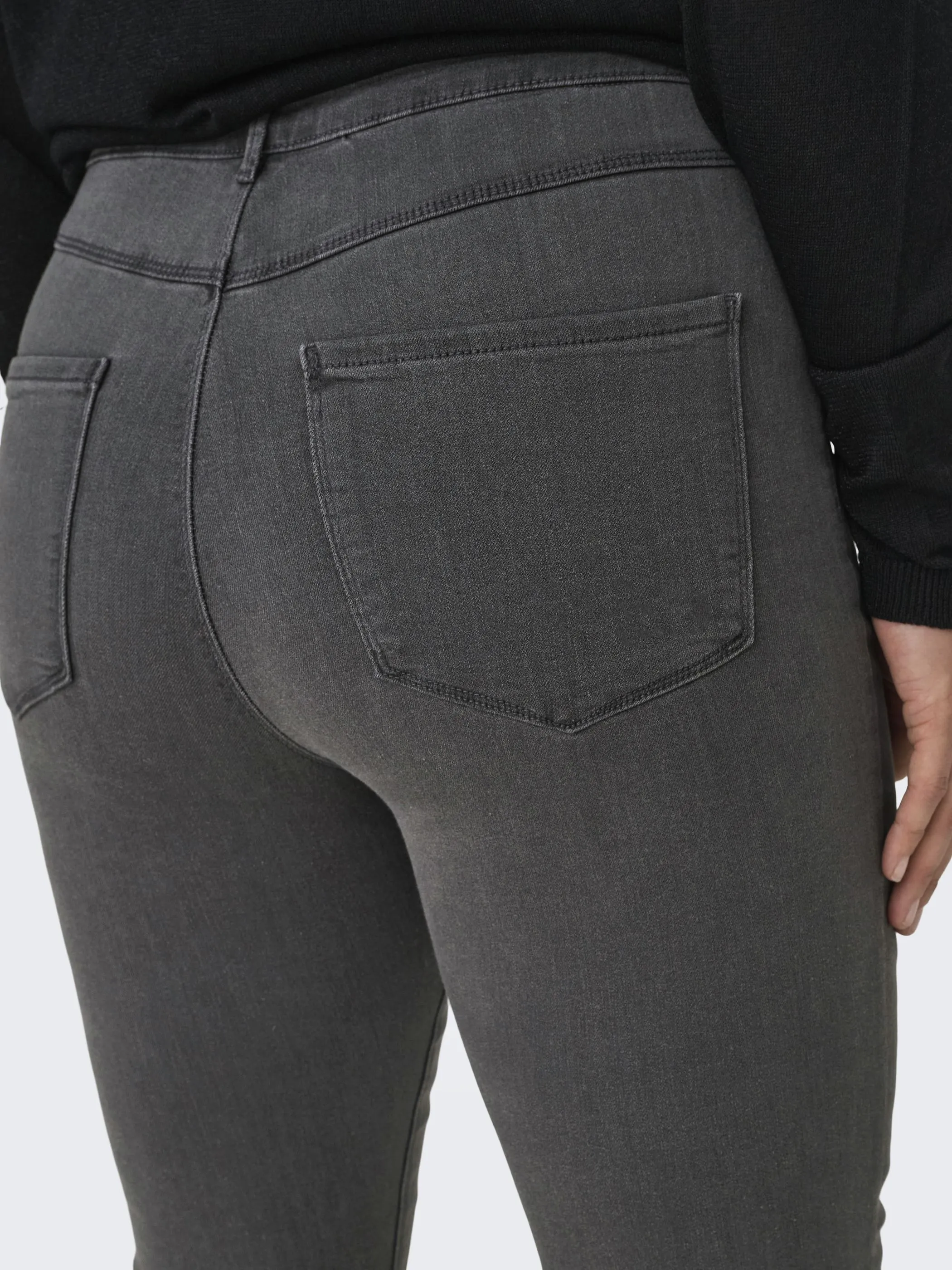 Only Carmakoma 15300144 CARTHUNDER LIFEHW SKI Grau 896932 179698 3 Only Carmakoma 15300144 CARTHUNDER LIFEHW SKI Grau 896932 179698 3